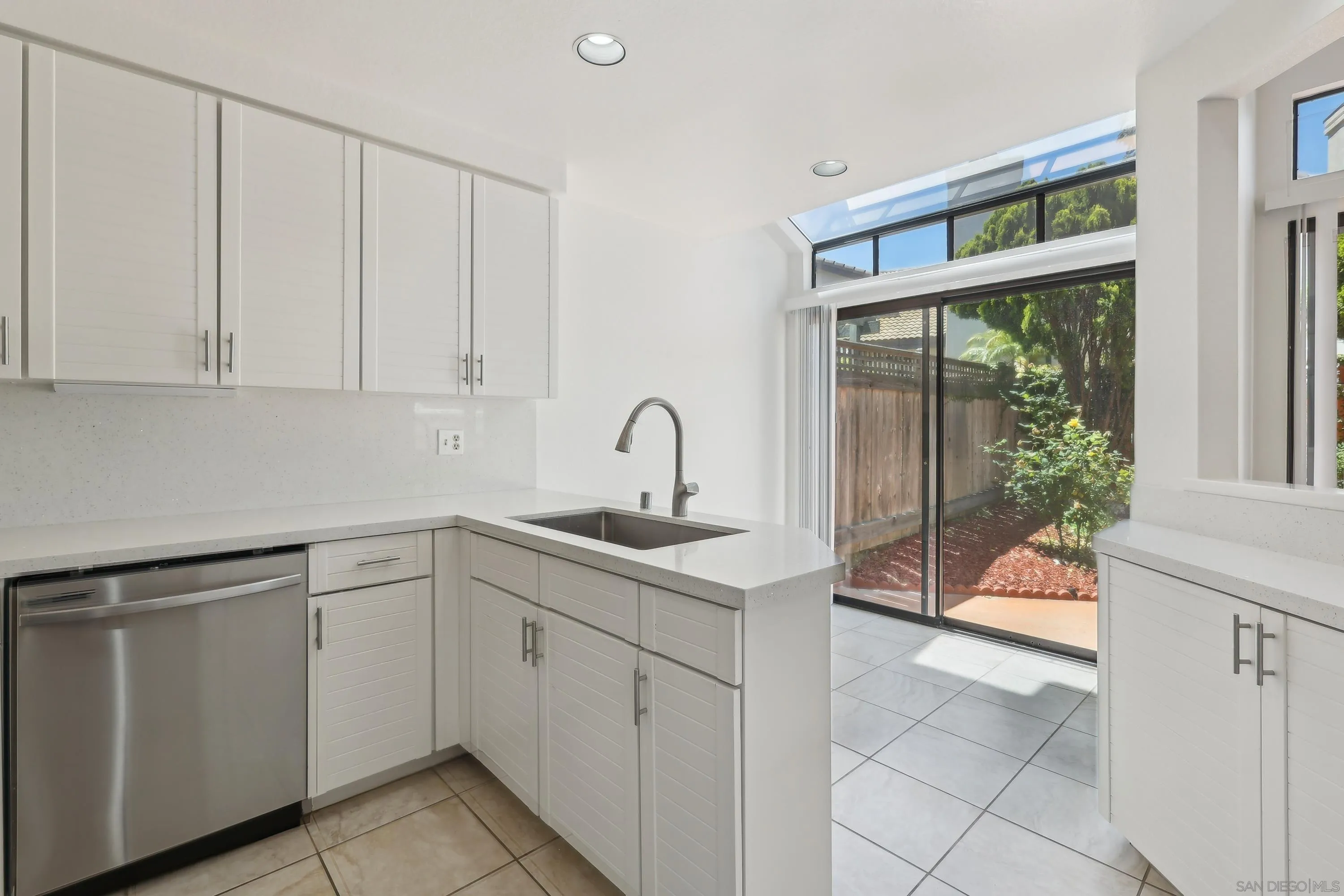 Photo #7: 250029452 Listing: Photo #7