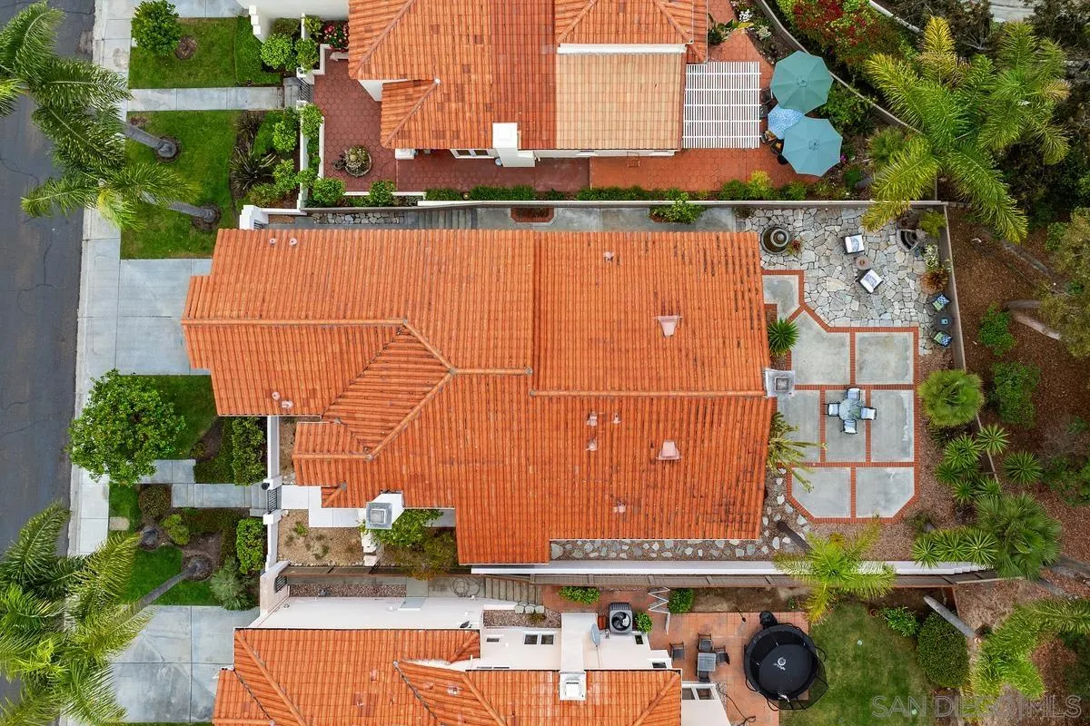 https://cdn.realtyfeed.com/cdn/127/250029504/85971b51c7a5f049753e52e303bbd053.webp