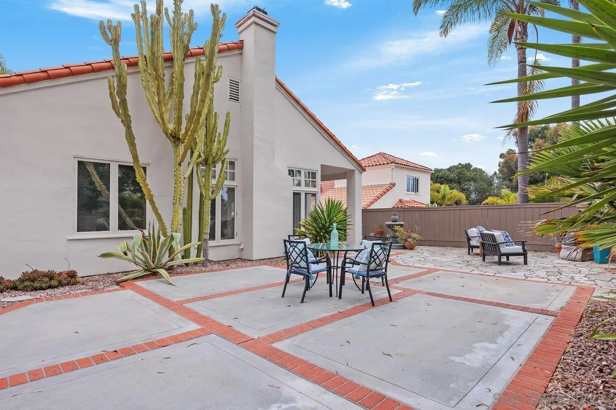 https://cdn.realtyfeed.com/cdn/127/250029504/9bb10c1ad10dcb0141ea9ee2b8f8c982.webp