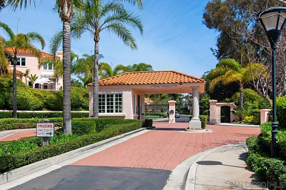 https://cdn.realtyfeed.com/cdn/127/250029504/b9d44580d38e33b64e1fa50e2998623c.webp
