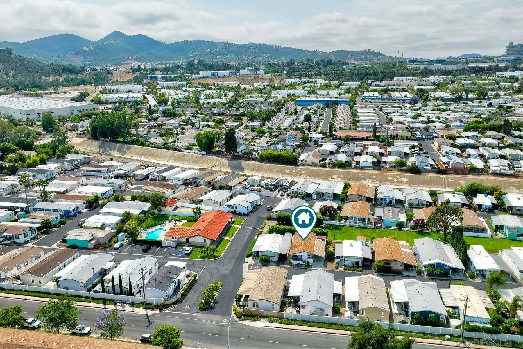https://cdn.realtyfeed.com/cdn/127/250029516/669e0591b71093c04318a6a22d259a1b.webp