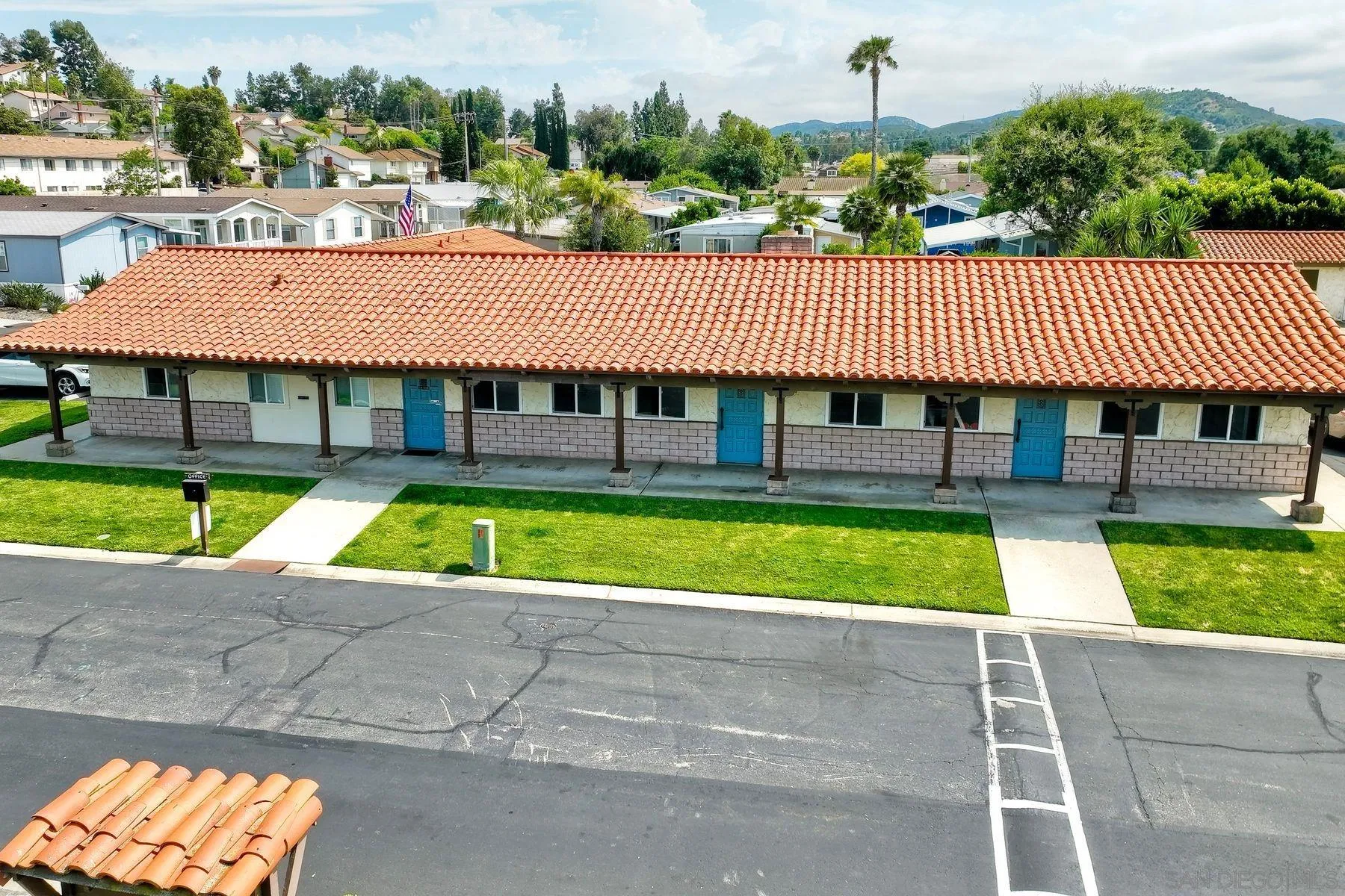 https://cdn.realtyfeed.com/cdn/127/250029516/d42e5fe9beac503be950b0bc474850a4.webp
