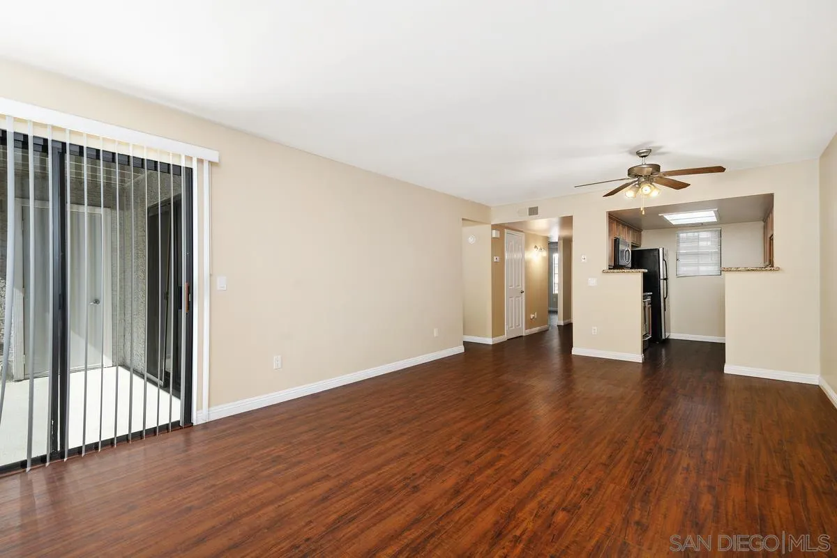 Photo #6: 250029518 Listing 
