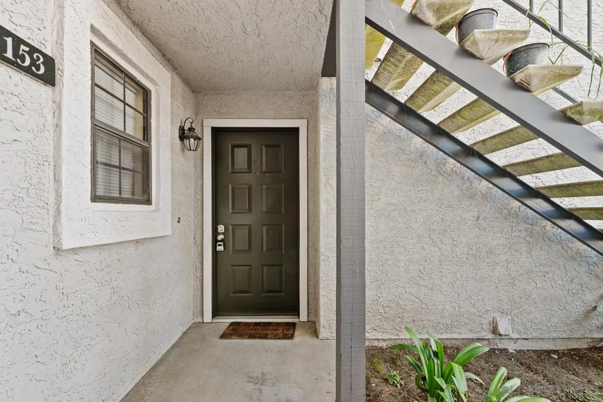 Photo #2: 250029518 Listing 