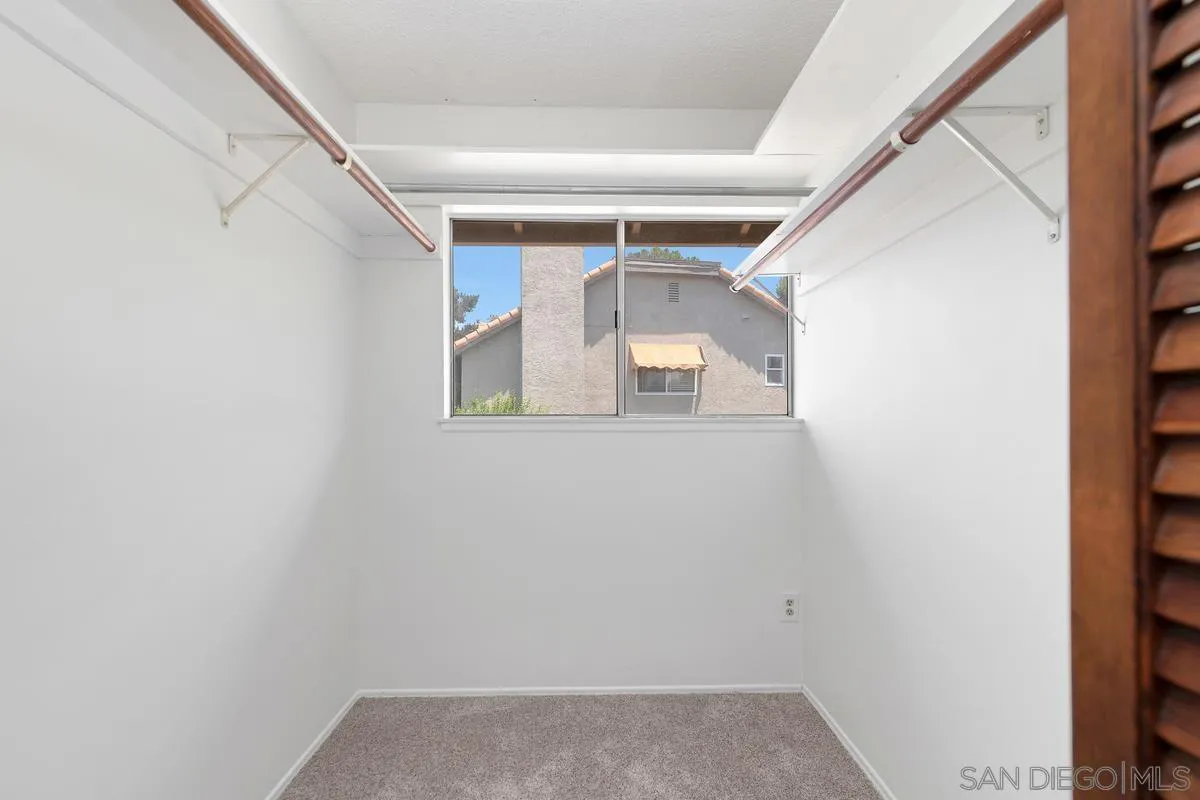 https://cdn.realtyfeed.com/cdn/127/250029528/10de72b65e2de83e76d592e7ca438650.webp