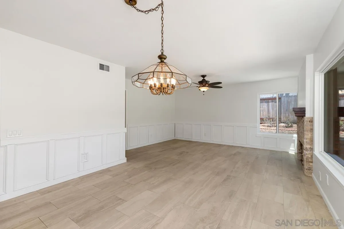 https://cdn.realtyfeed.com/cdn/127/250029528/1c4a0418cec1ea9e1354d9907b1054c4.webp