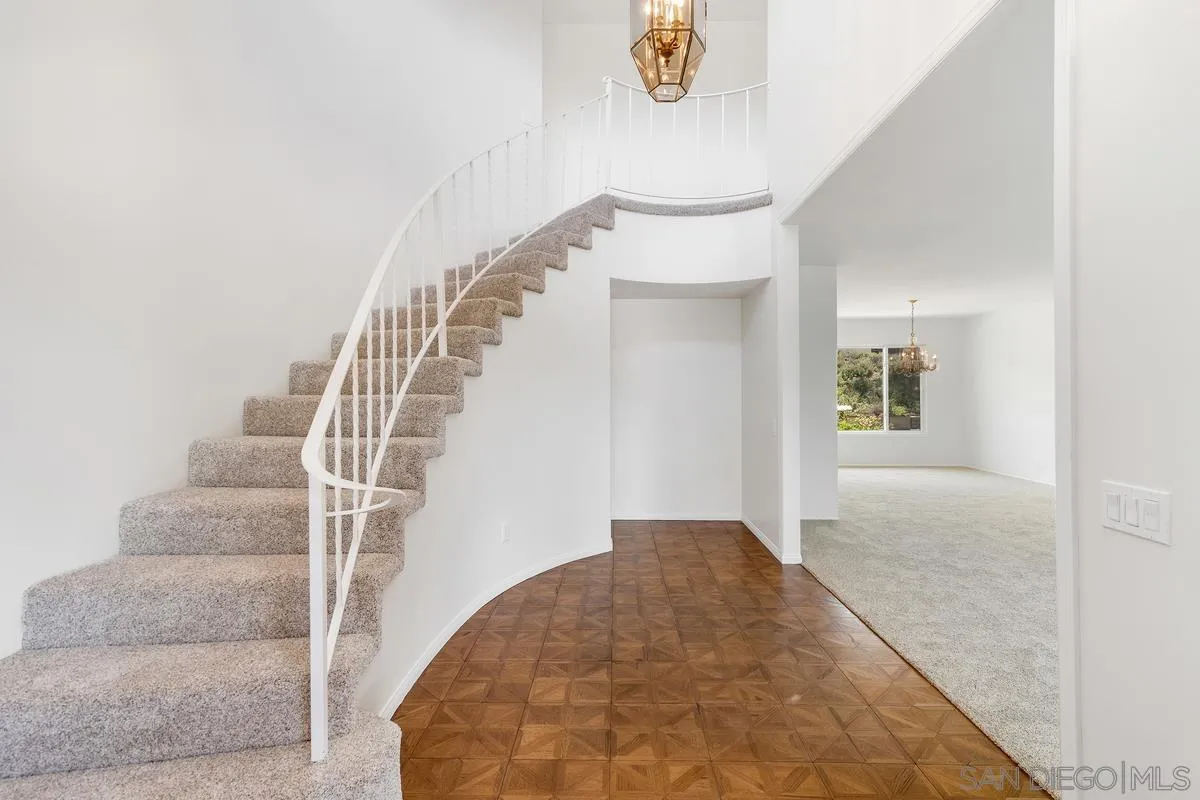 https://cdn.realtyfeed.com/cdn/127/250029528/dad6af29e43aefa44de82a4b7e3c08e2.webp