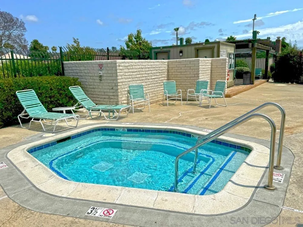 Photo #31: 250029534 Listing: Photo #31