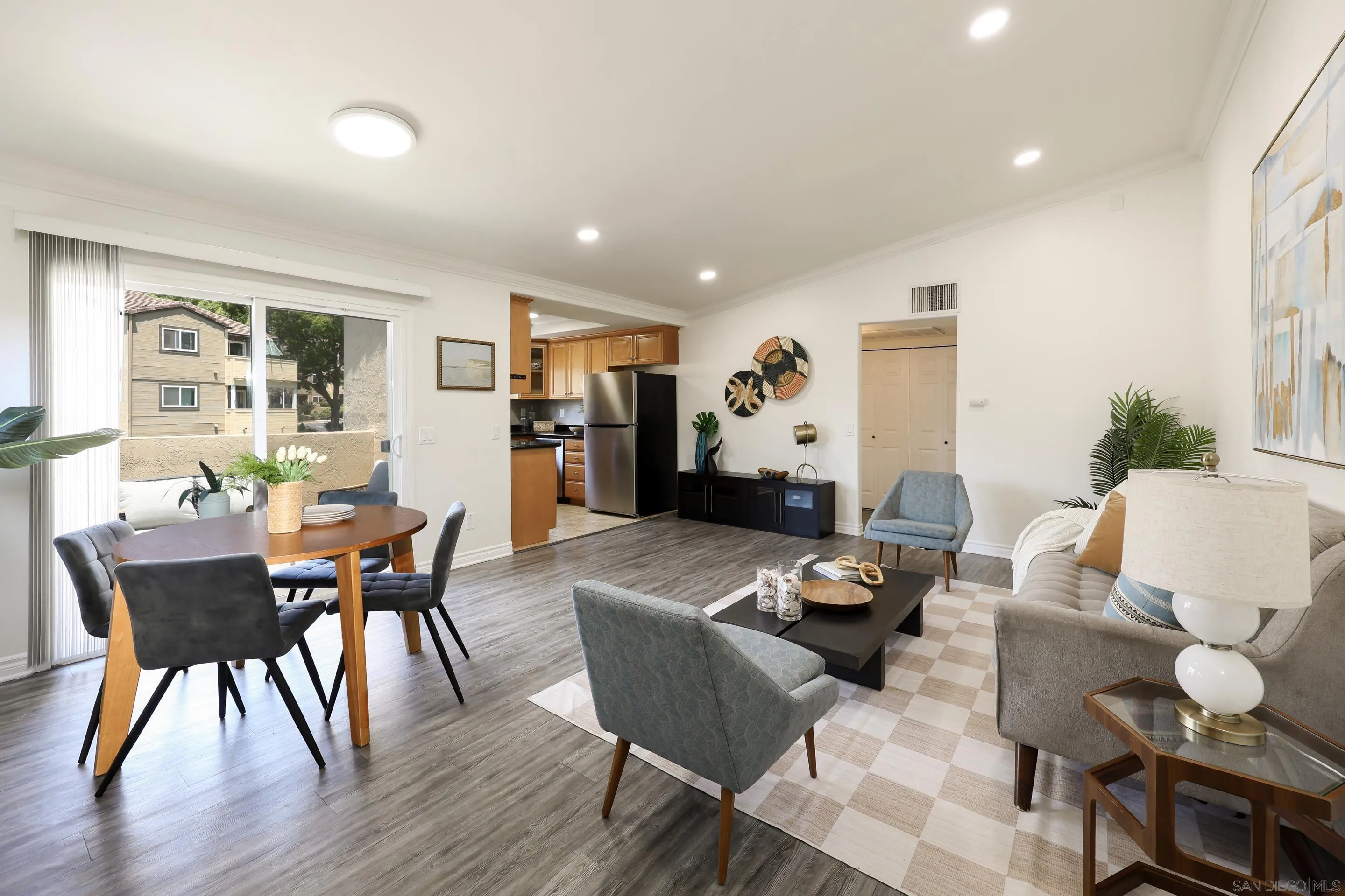 Photo #4: 250029536 Listing 