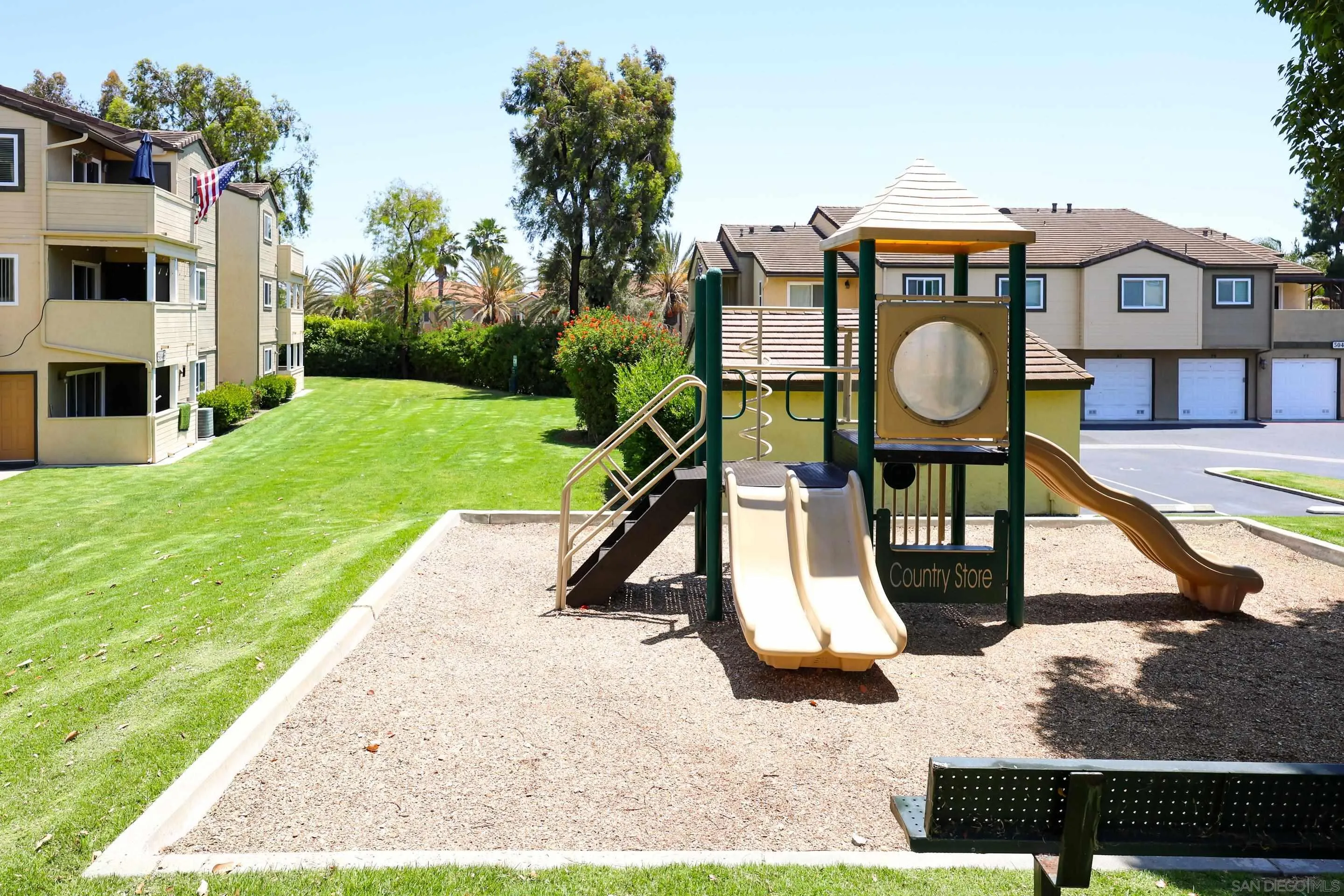 Photo #33: 250029536 Listing: Photo #33