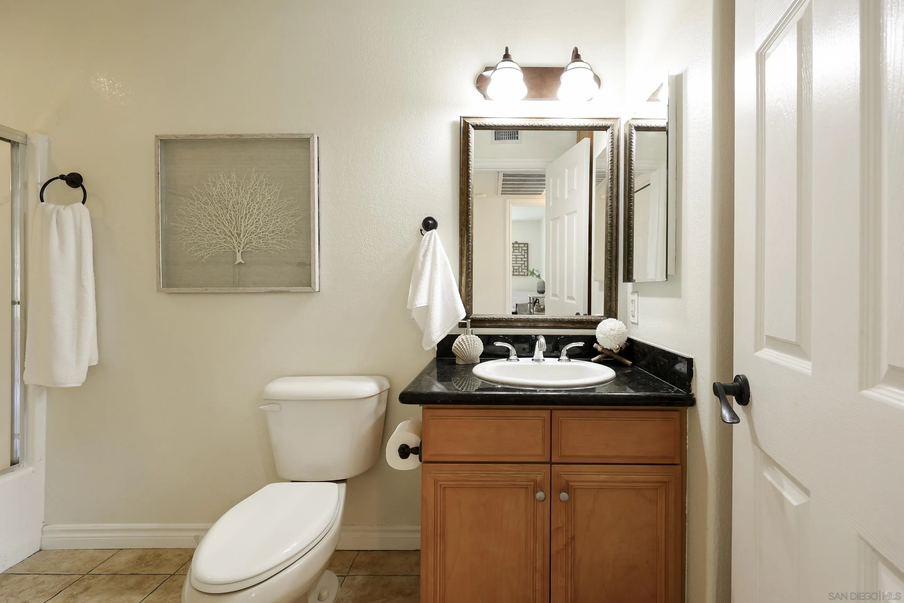 Photo #30: 250029536 Listing: Photo #30