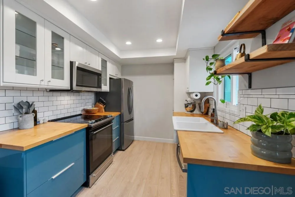 Photo #5: 250029573 Listing 