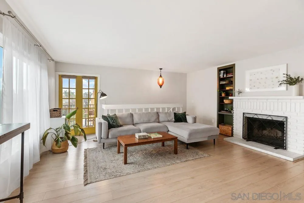 Photo #8: 250029573 Listing: Photo #8