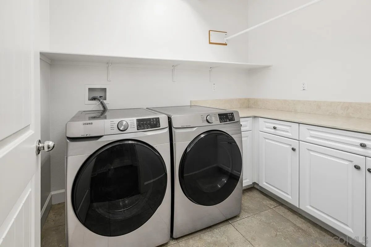 https://cdn.realtyfeed.com/cdn/127/250029595/5246175512506c6e278f0d2a361fd646.webp