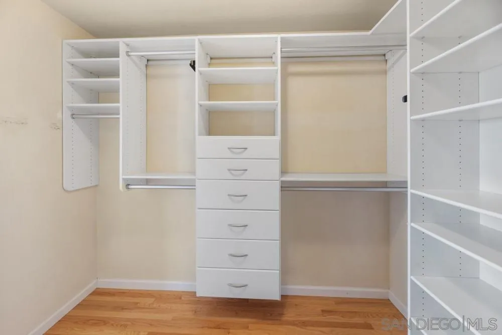 https://cdn.realtyfeed.com/cdn/127/250029611/5afd4ca25550a82326962063942394f5.webp