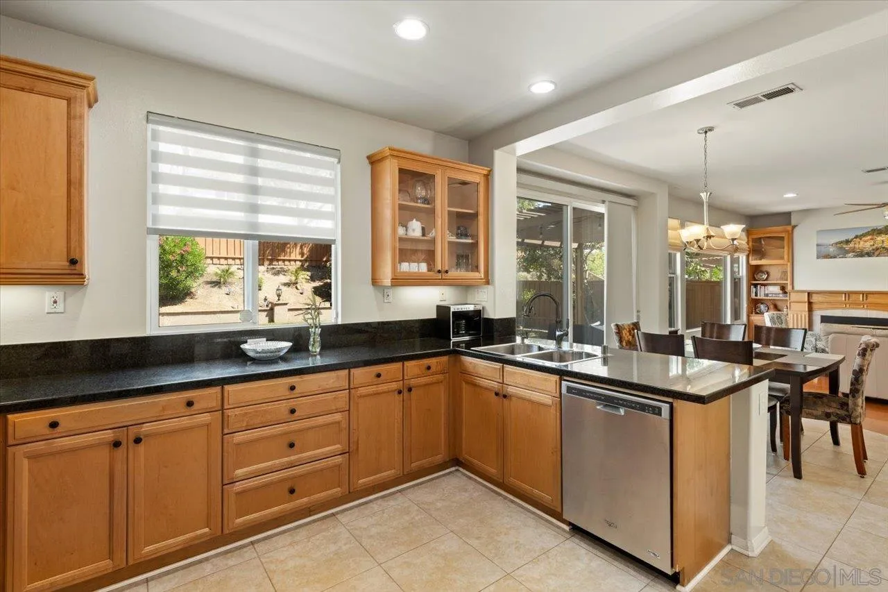 https://cdn.realtyfeed.com/cdn/127/250029628/60053154a58a793eb2f9c812cae02700.webp