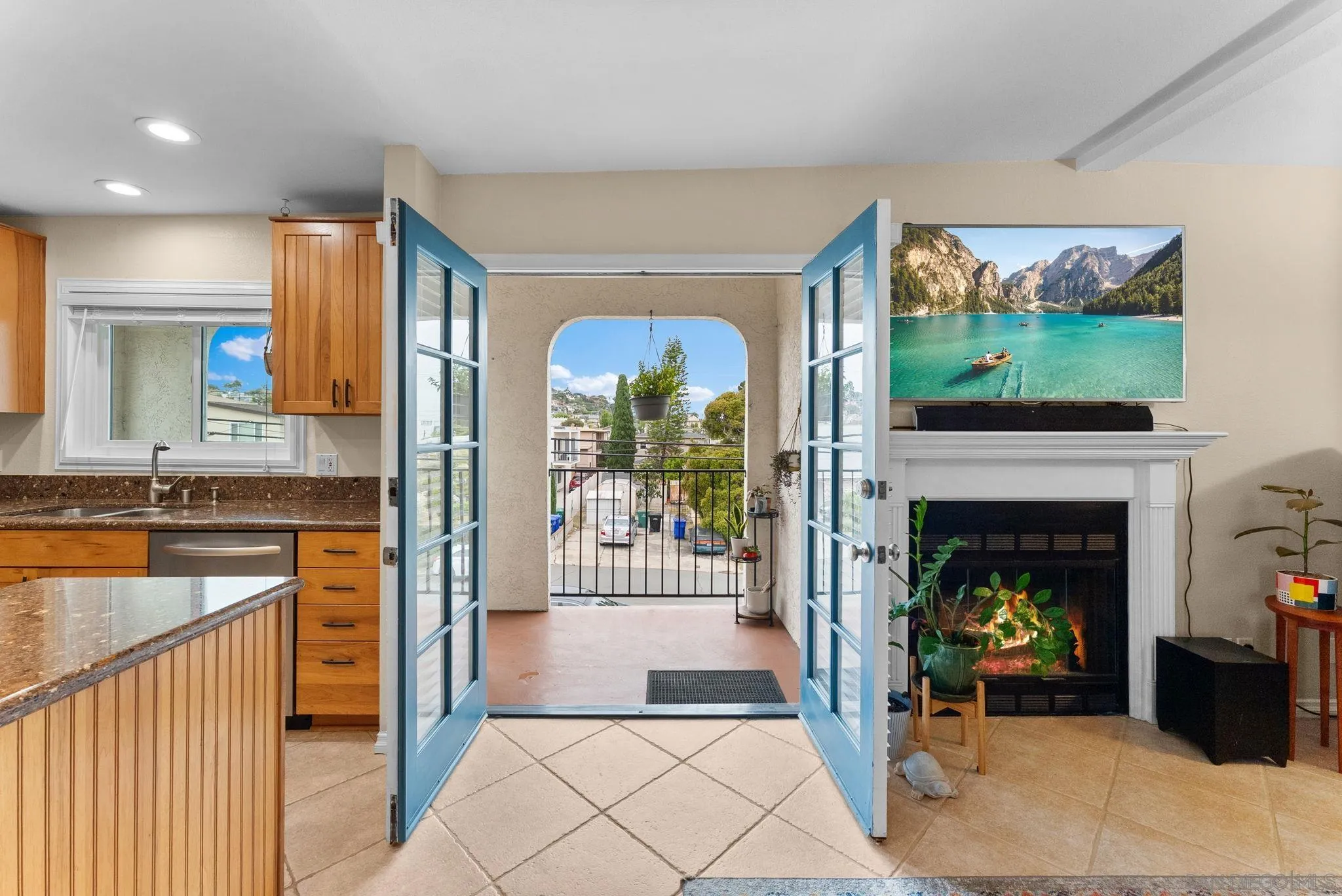 Photo #2: 250029629 Listing 