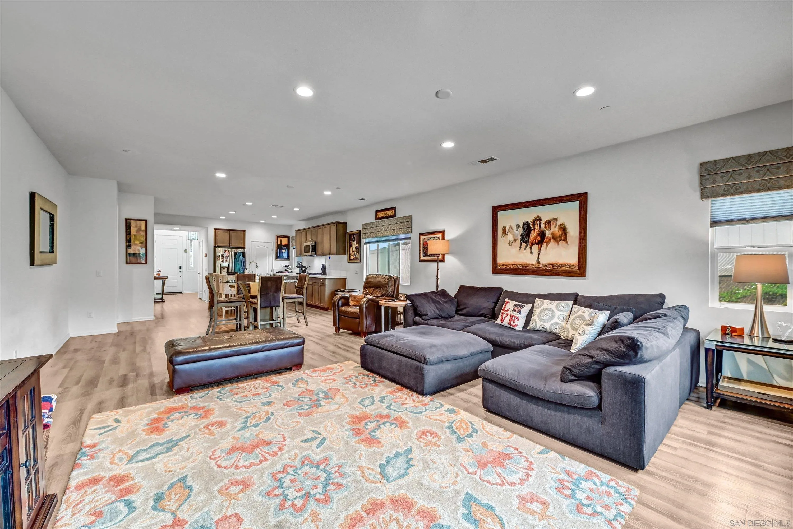https://cdn.realtyfeed.com/cdn/127/250029650/363c3c1dcfe38b2382c9fe2d64e1997a.webp