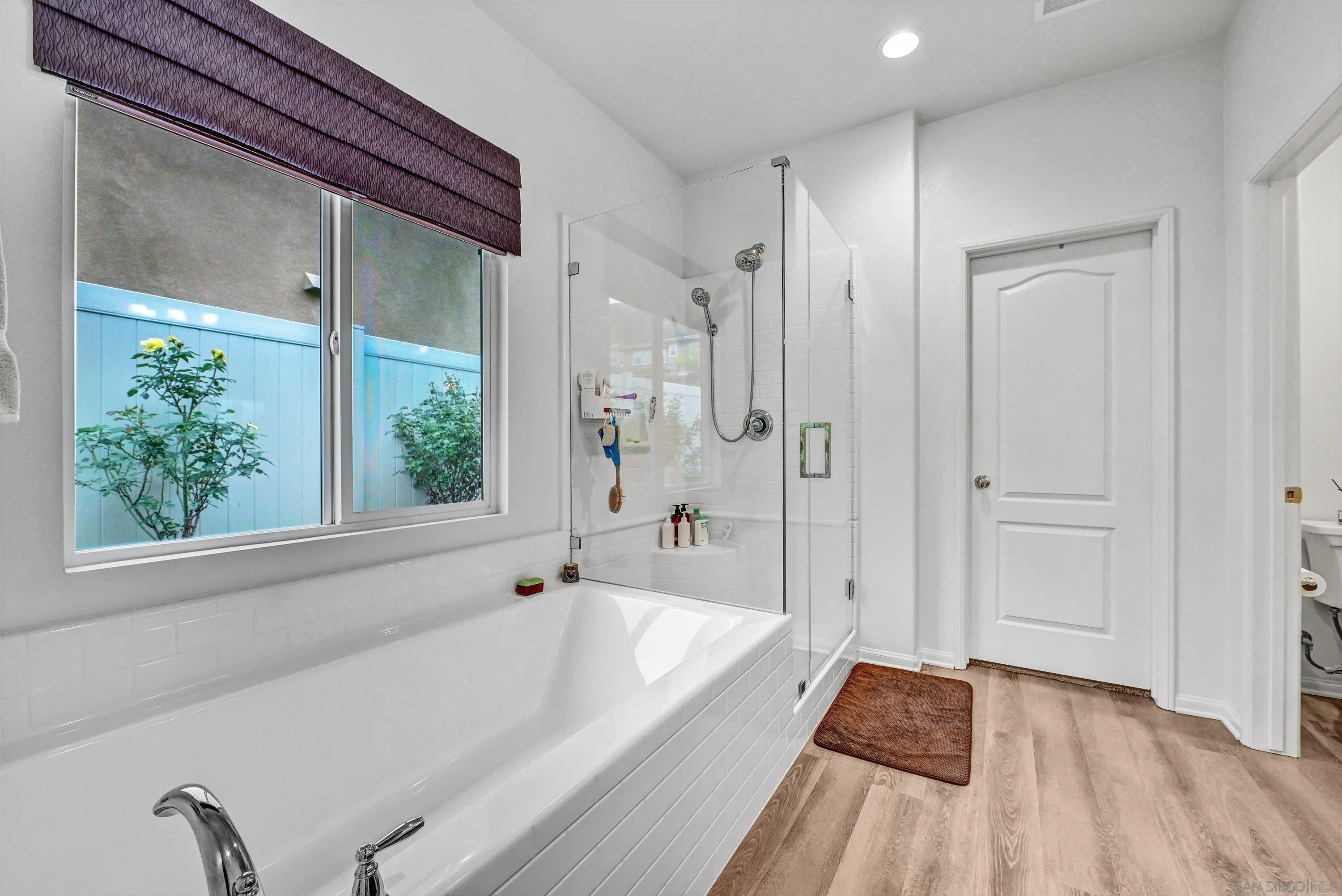 https://cdn.realtyfeed.com/cdn/127/250029650/631e18c73b5cf10065738e590e507ecc.webp
