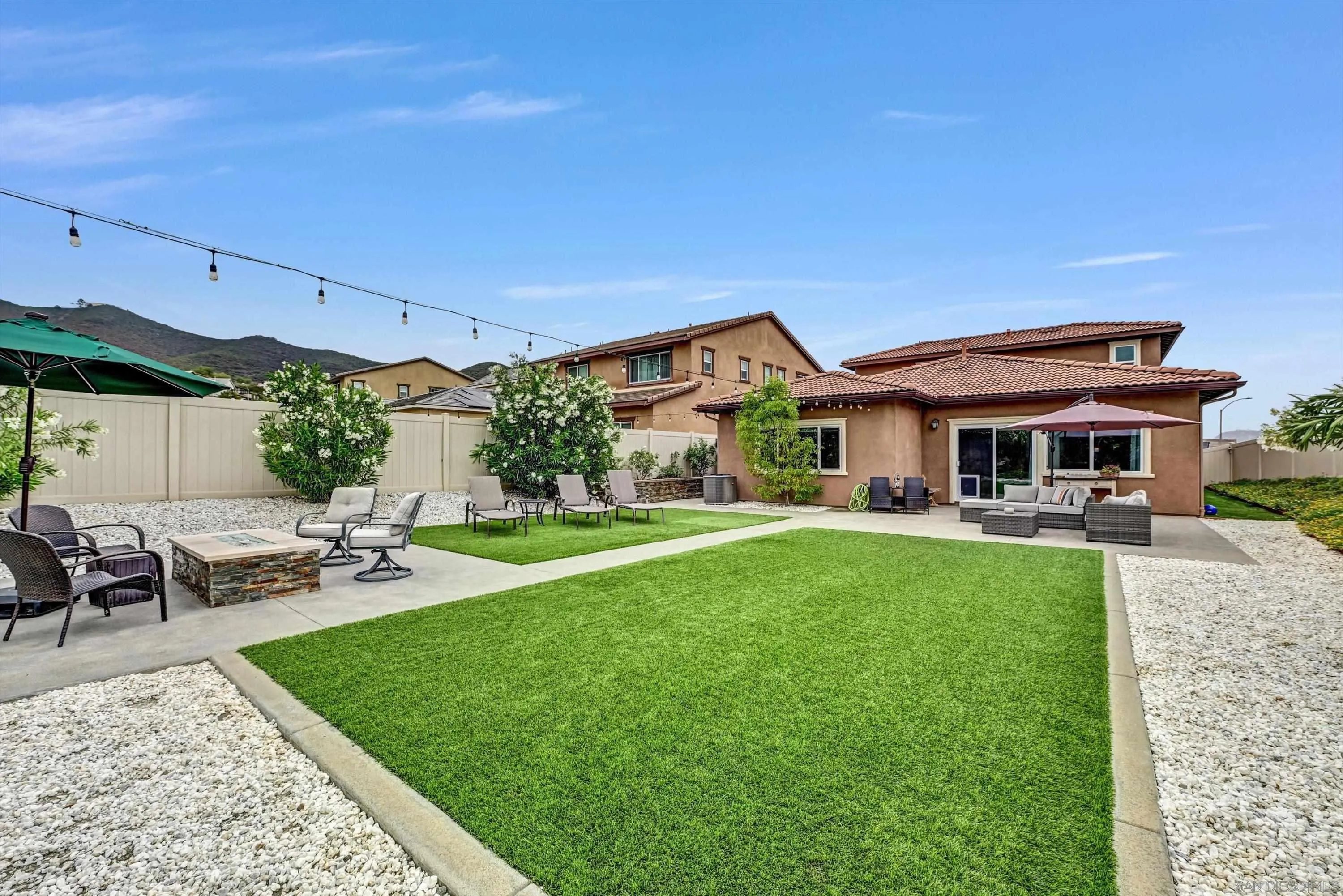 https://cdn.realtyfeed.com/cdn/127/250029650/d6a4338ea31cec91aa5dab78aaec6119.webp