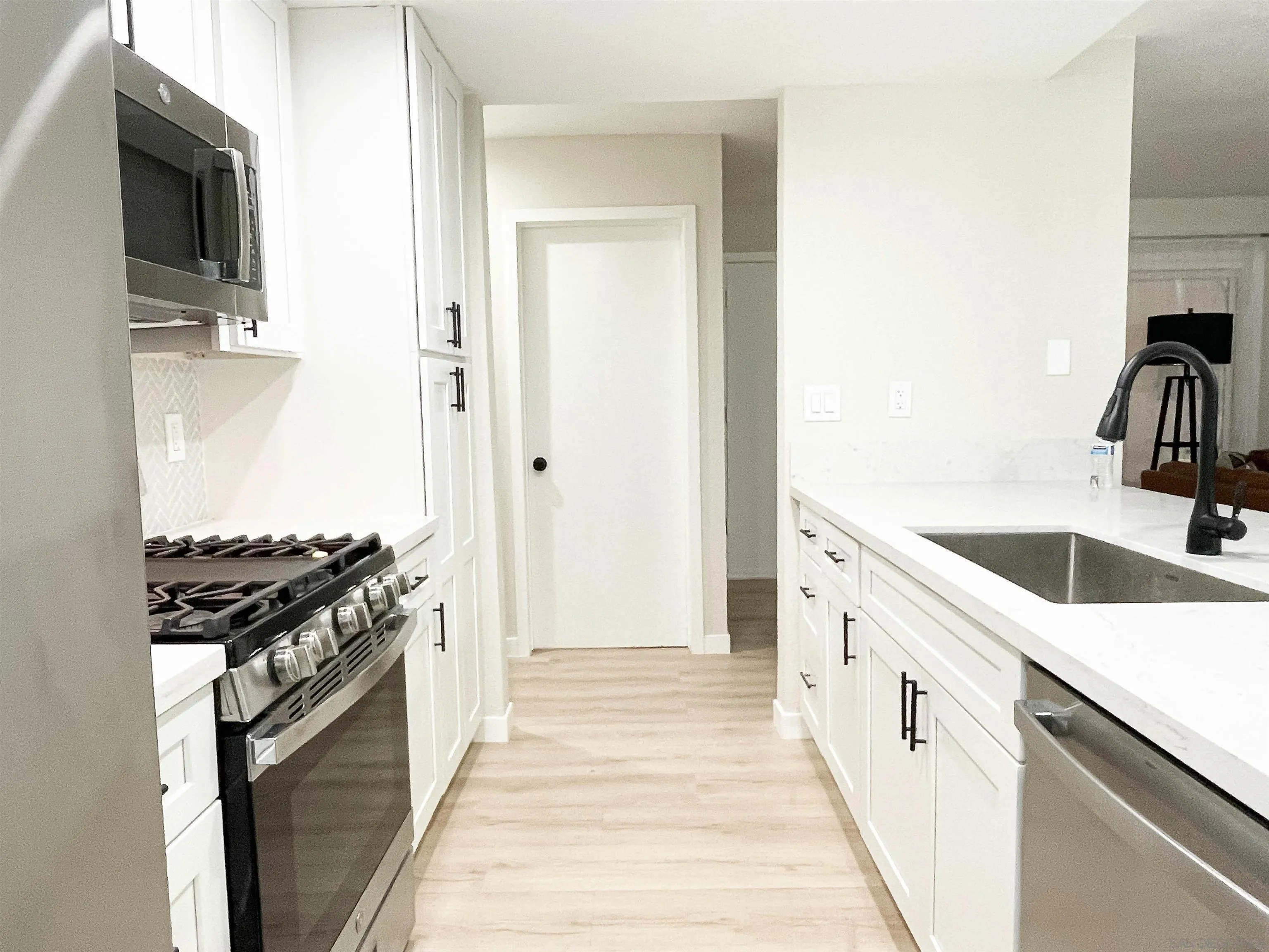 Photo #12: 250029673 Listing: Photo #12