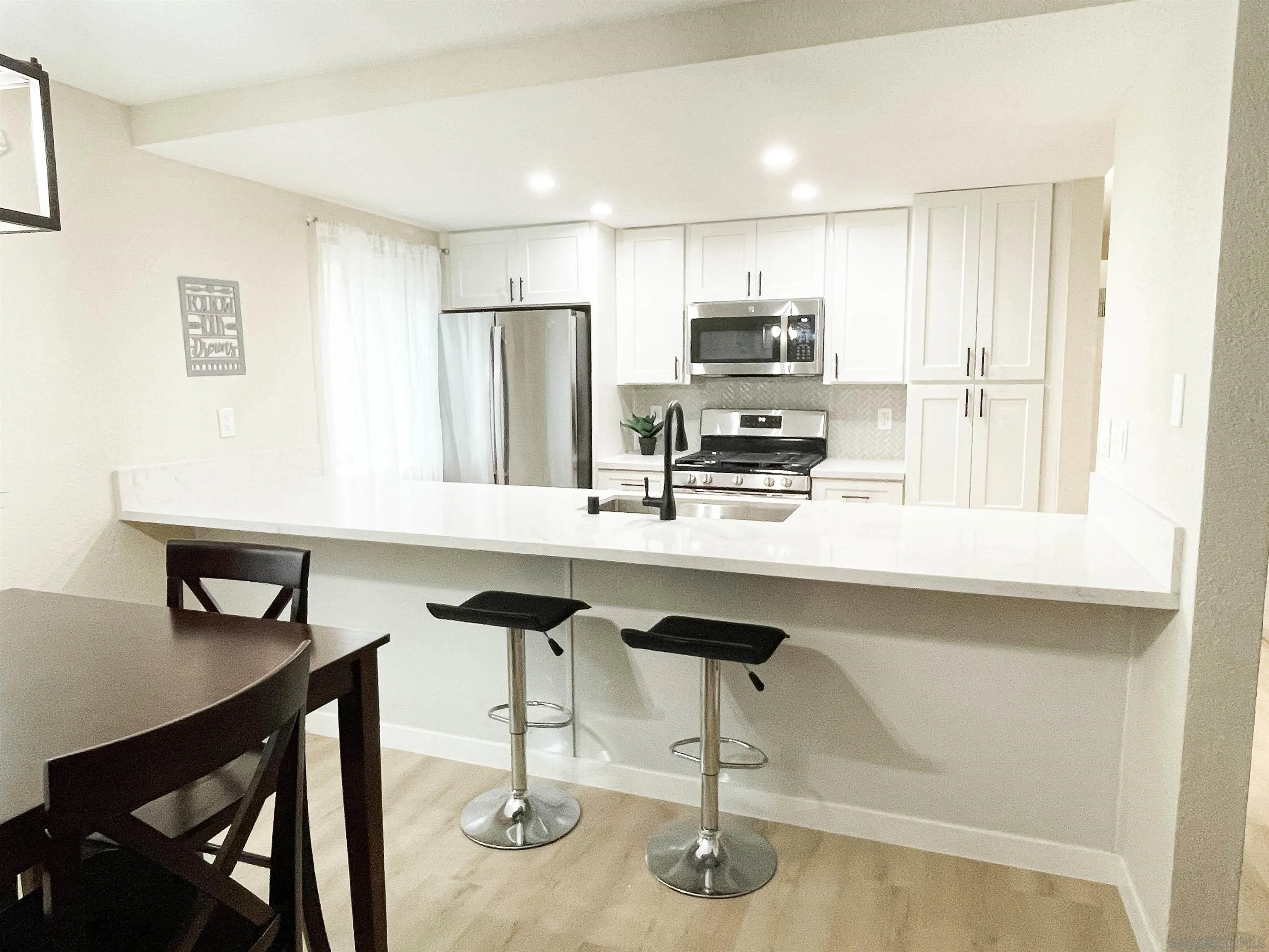 Photo #8: 250029673 Listing: Photo #8