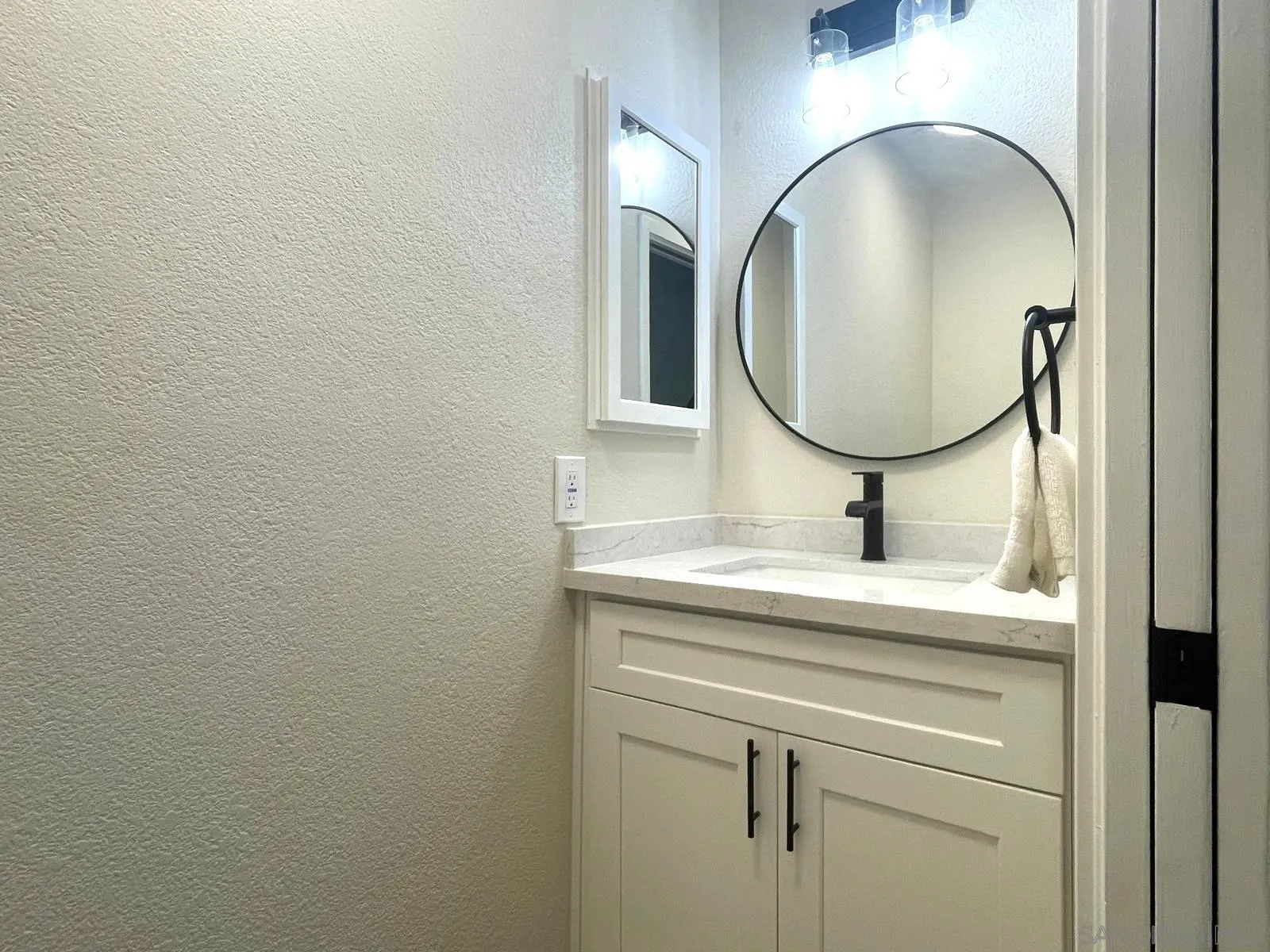 Photo #18: 250029673 Listing: Photo #18