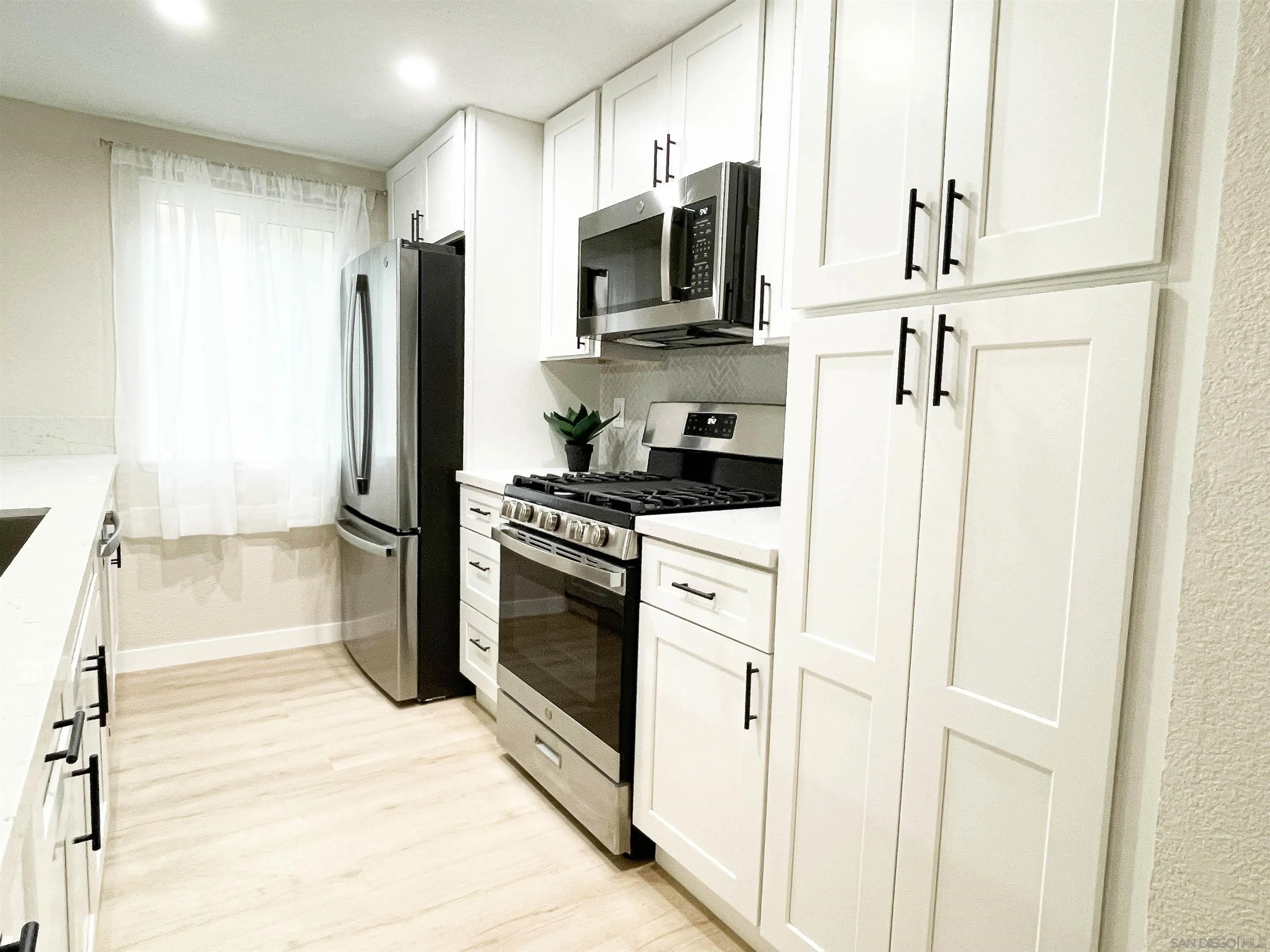 Photo #11: 250029673 Listing: Photo #11