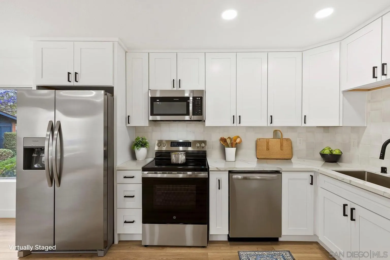 Photo #6: 250029680 Listing 
