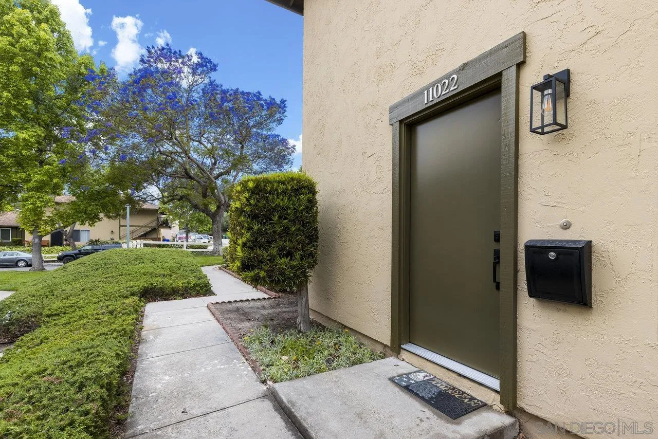 Photo #3: 250029680 Listing 