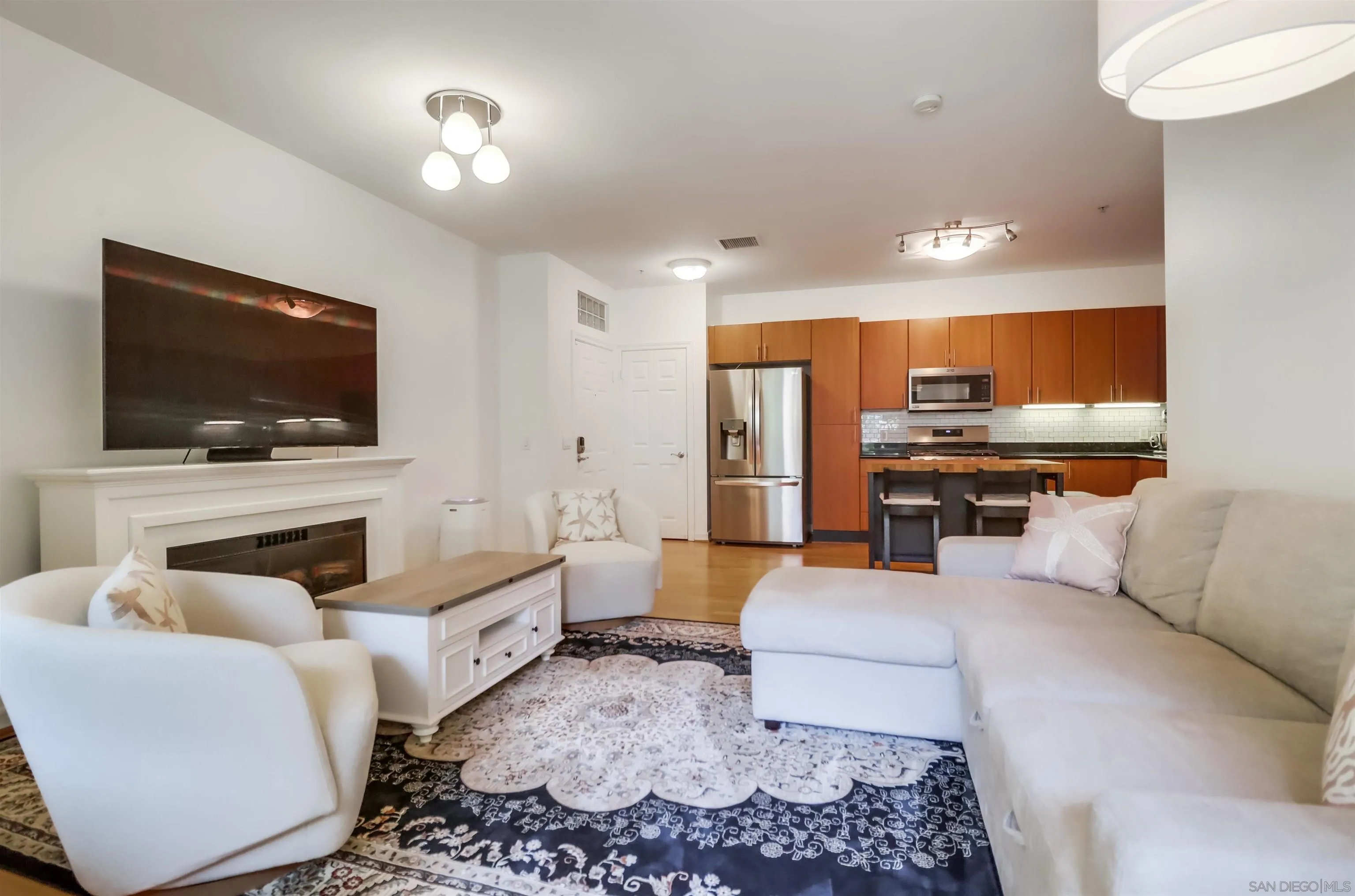 Photo #4: 250029687 Listing 