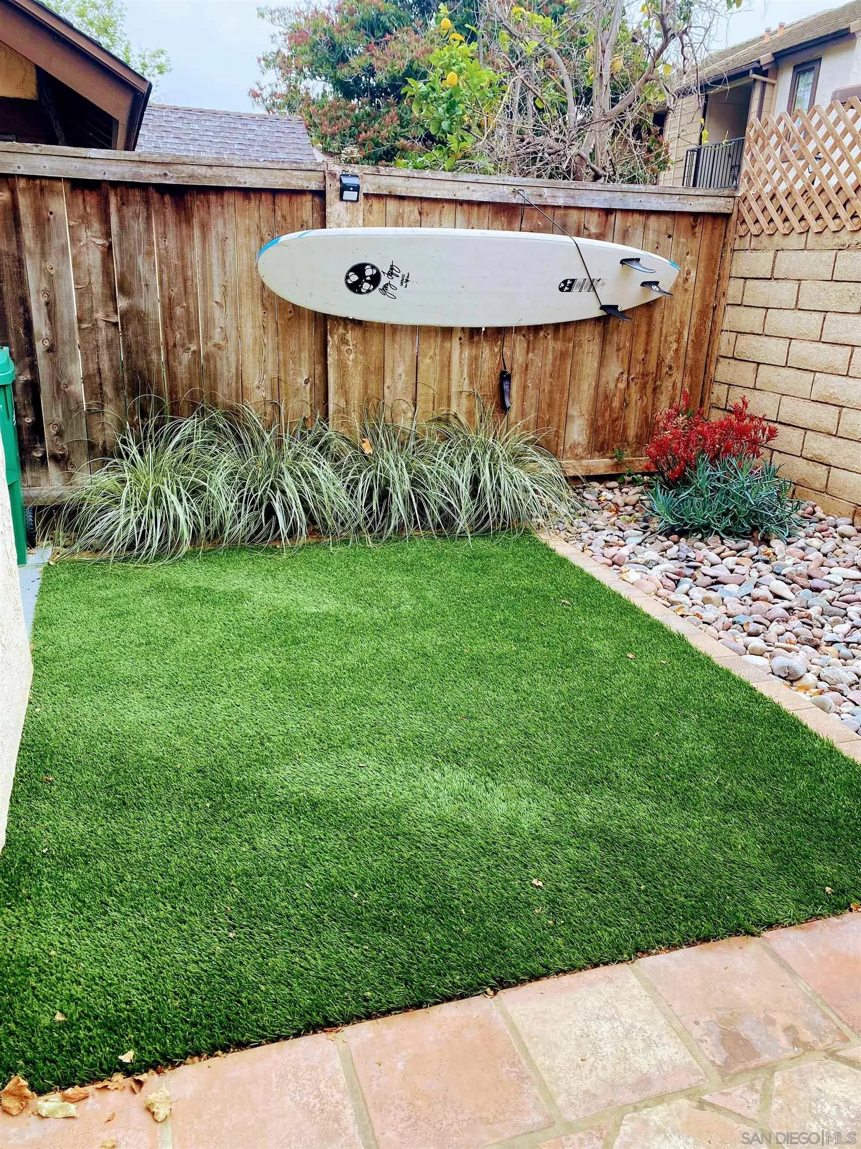 Photo #5: 250029700 Listing 