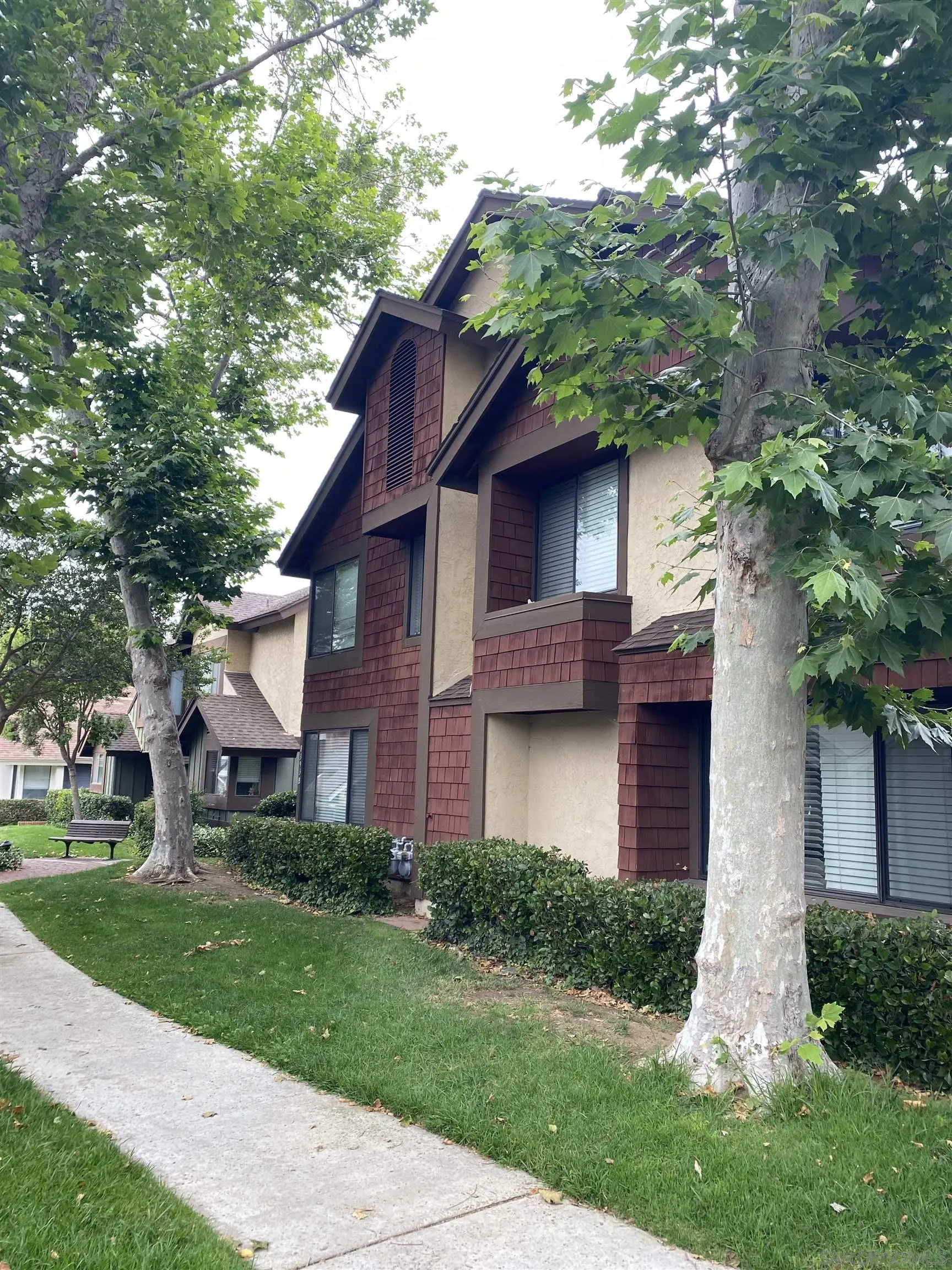 Photo #2: 250029700 Listing 