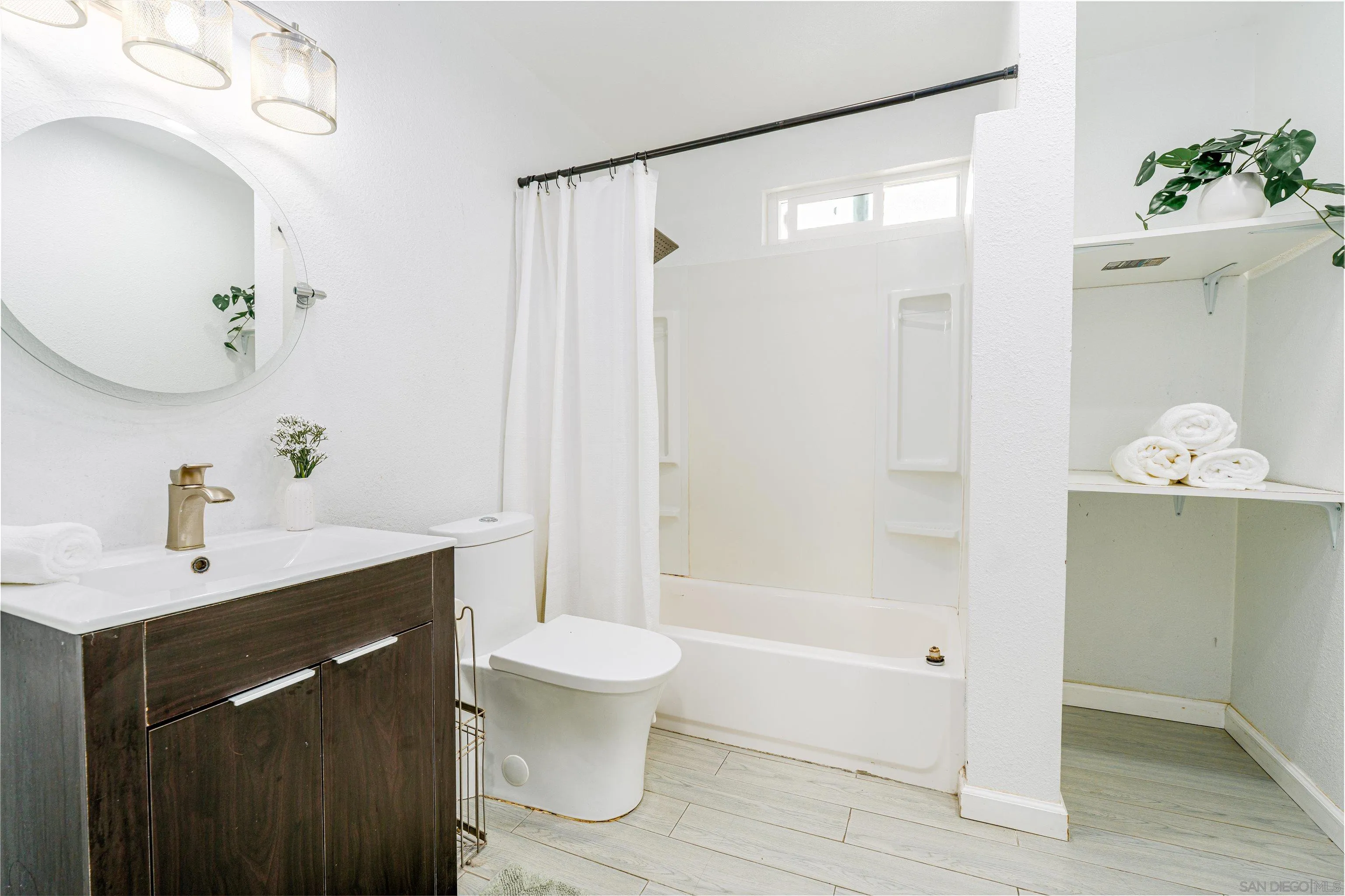 https://cdn.realtyfeed.com/cdn/127/250029723/071367a85be20672e418e3e3487bba83.webp