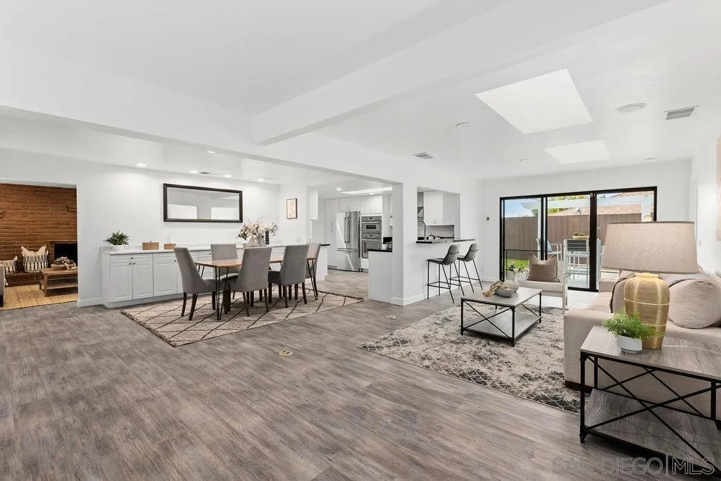 https://cdn.realtyfeed.com/cdn/127/250029724/1a499c6ebb7ee3021e50ba62faacf092.webp