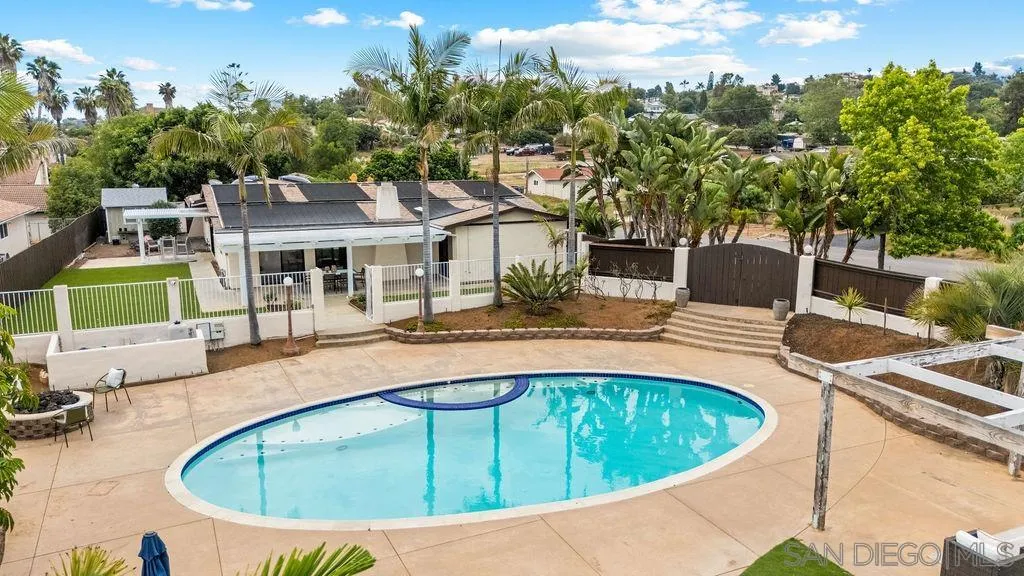 https://cdn.realtyfeed.com/cdn/127/250029724/6bad4bf061939a25e40d40424e6be100.webp