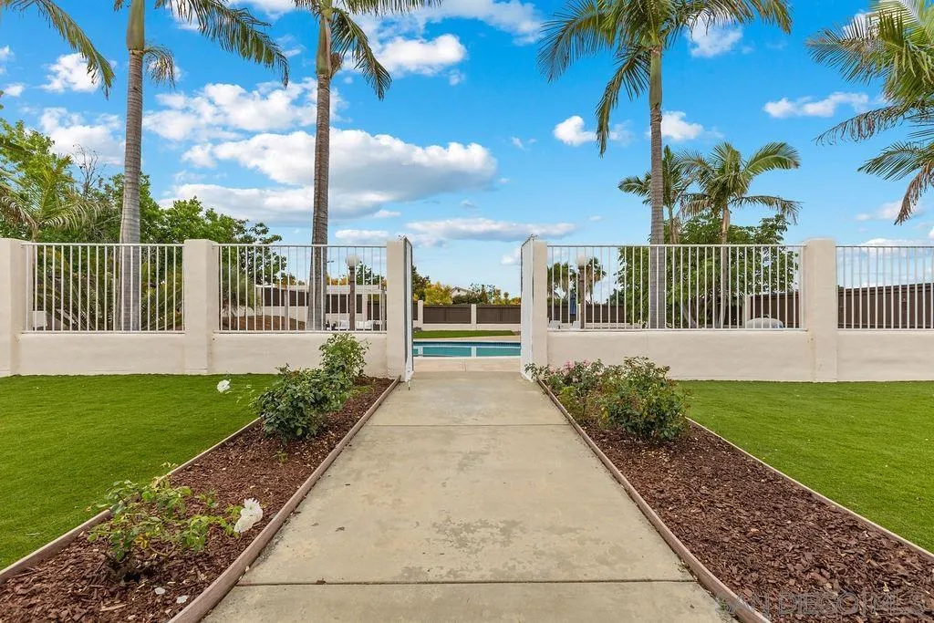 https://cdn.realtyfeed.com/cdn/127/250029724/6e3d98f2633bf4964d604dc9db096c7e.webp