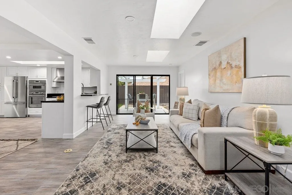 https://cdn.realtyfeed.com/cdn/127/250029724/fc8227c36e5e698a179791f313d4a917.webp