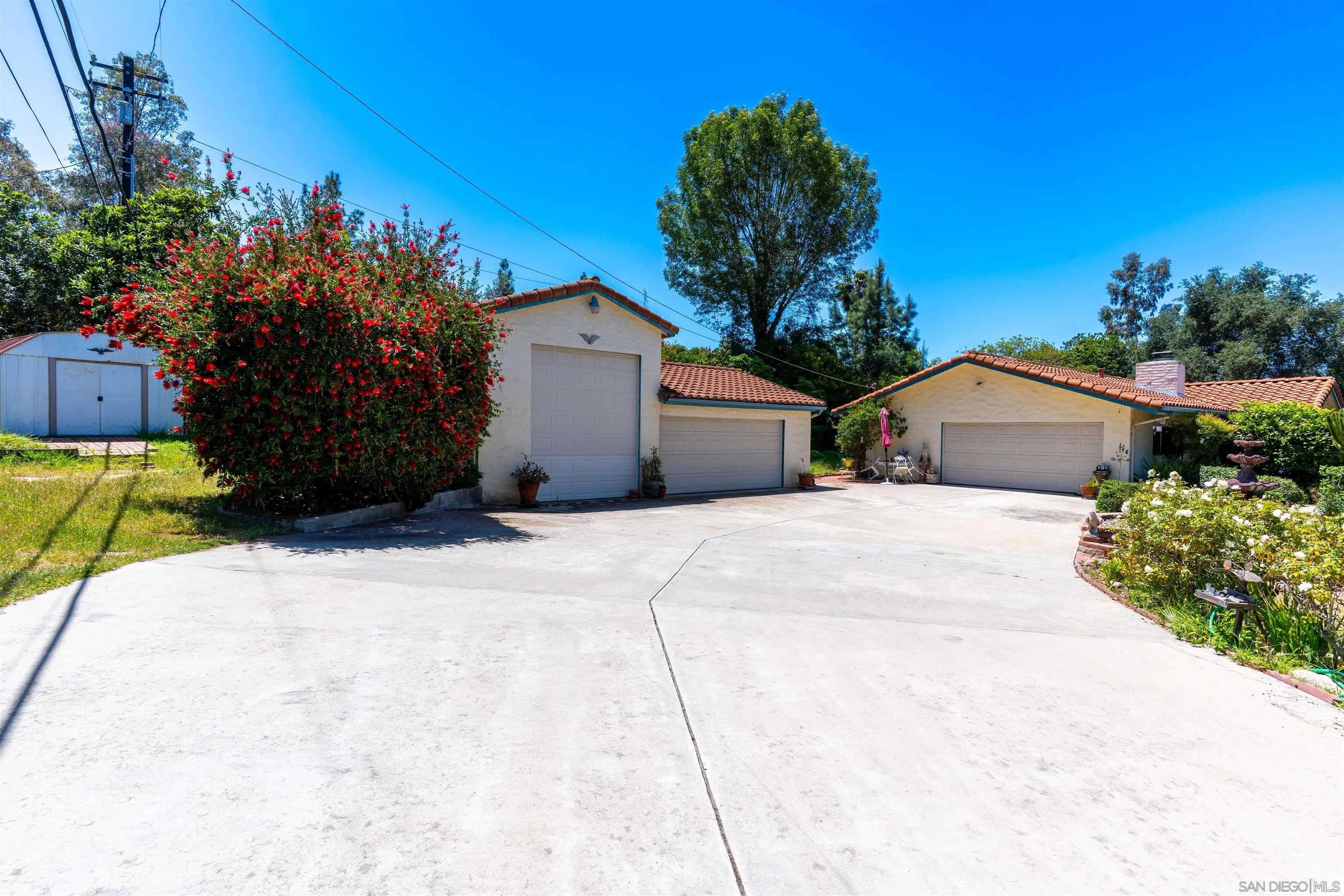 https://cdn.realtyfeed.com/cdn/127/250029729/a66a29a9126abc27b100fe8eb8e57b08.webp