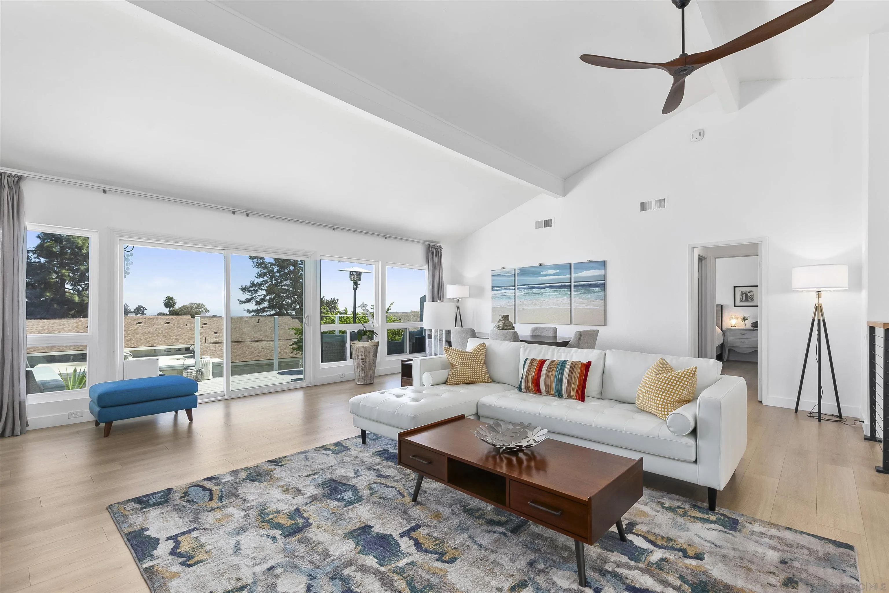 Photo #3: 250029738 Listing 