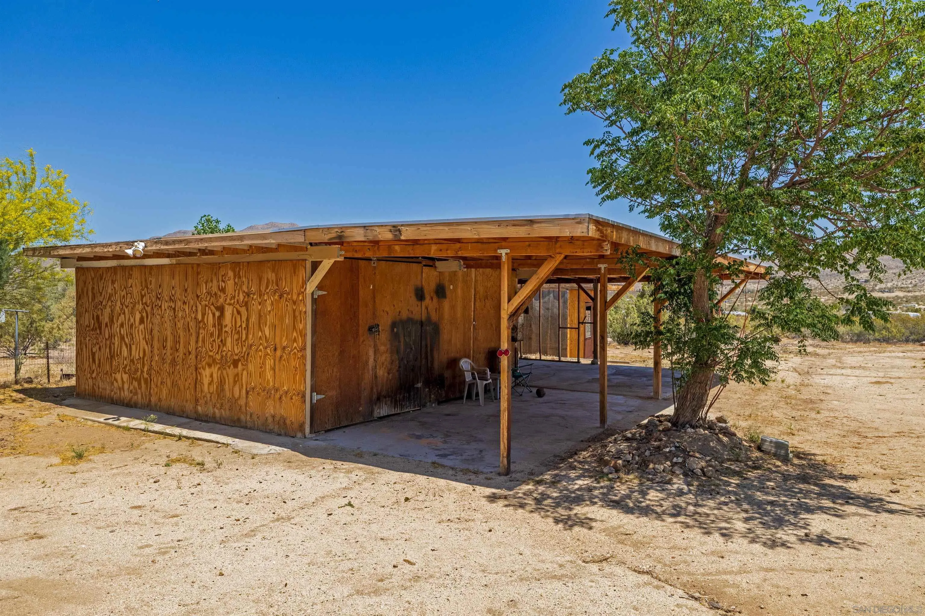 https://cdn.realtyfeed.com/cdn/127/250029742/fd944a697da78d35f3f68a05a505a691.webp