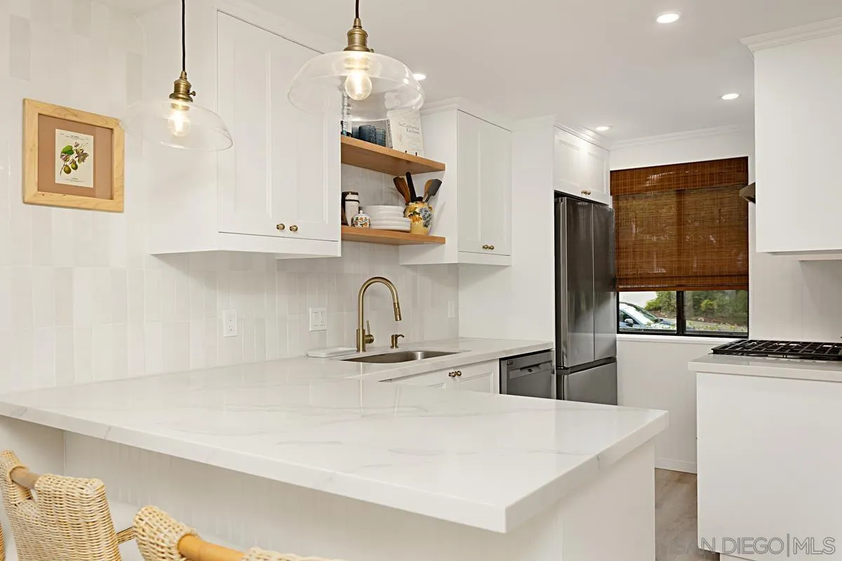 Photo #5: 250029750 Listing 