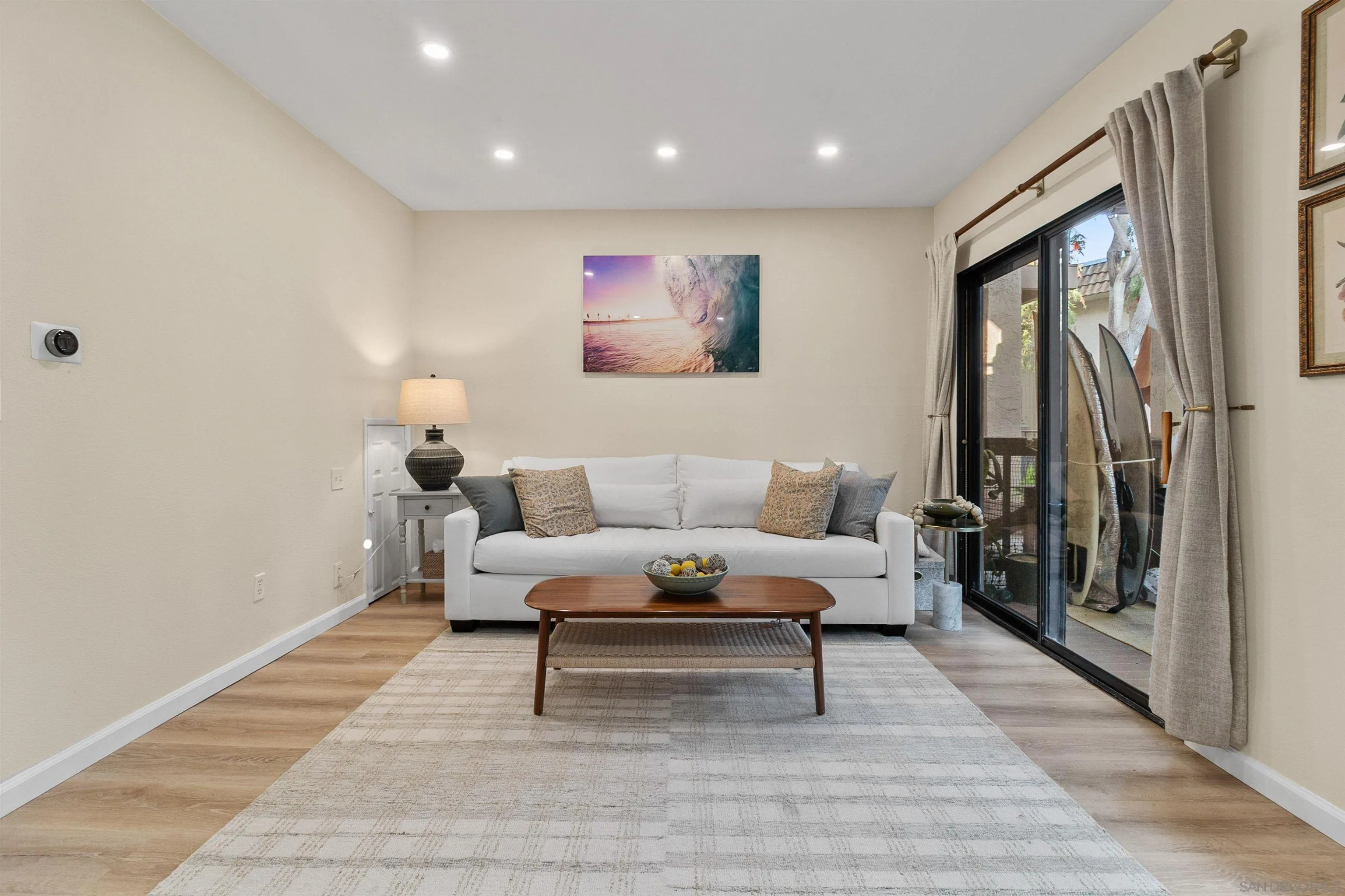 https://cdn.realtyfeed.com/cdn/127/250029750/f0d664e0934f21a45a2091aa27d3d0b8.webp