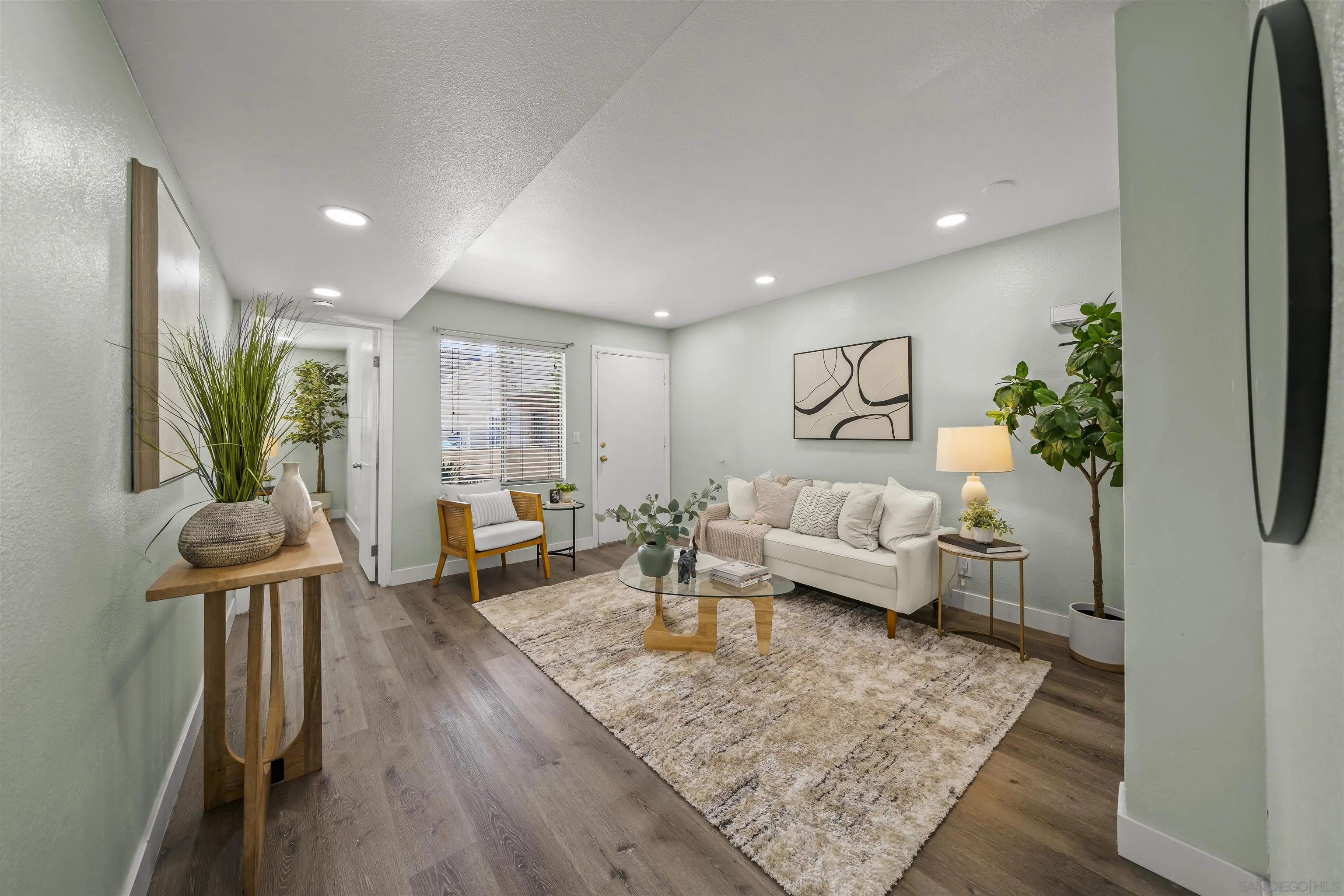 Photo #2: 250029773 Listing 