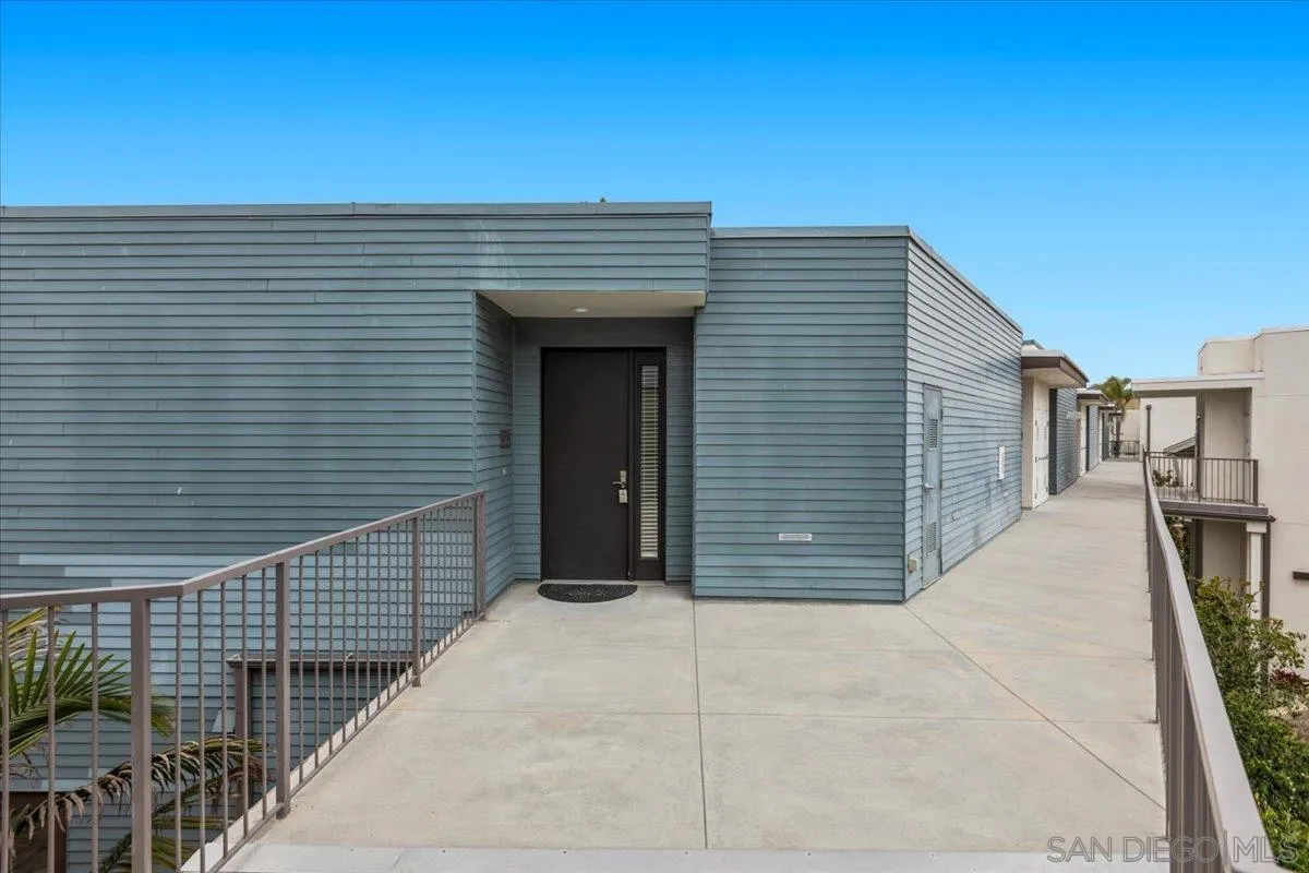 Photo #4: 250029775 Listing 