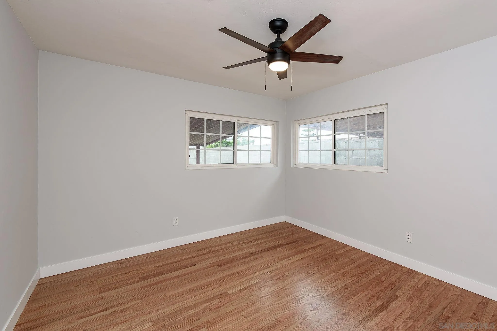 https://cdn.realtyfeed.com/cdn/127/250029786/7568395a07b74614876ef21c83f570ce.webp