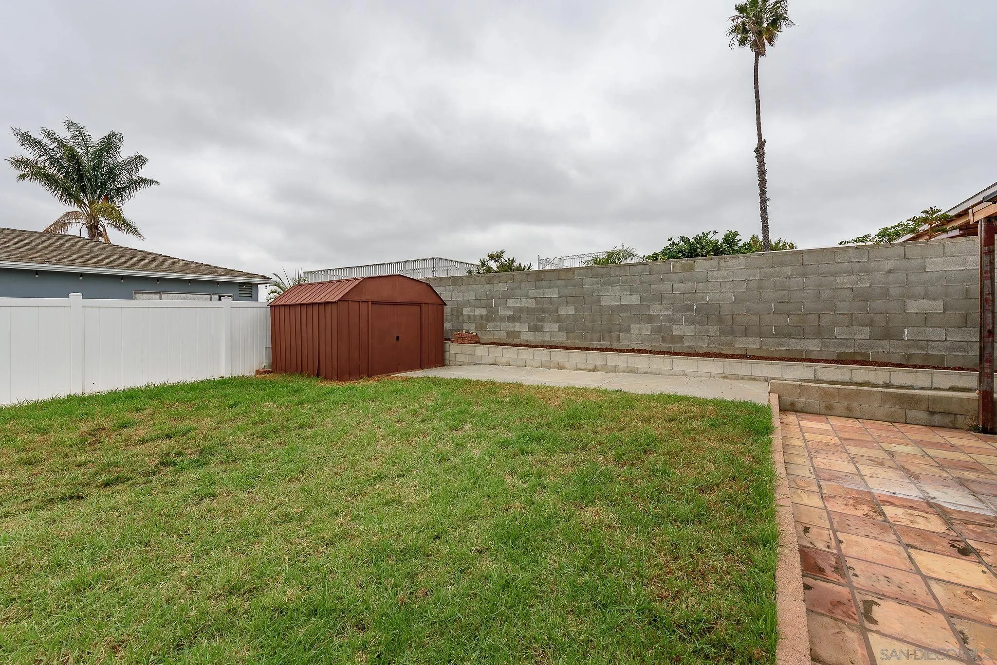 https://cdn.realtyfeed.com/cdn/127/250029786/b6d6158c9a63381932822a82f481fe76.webp
