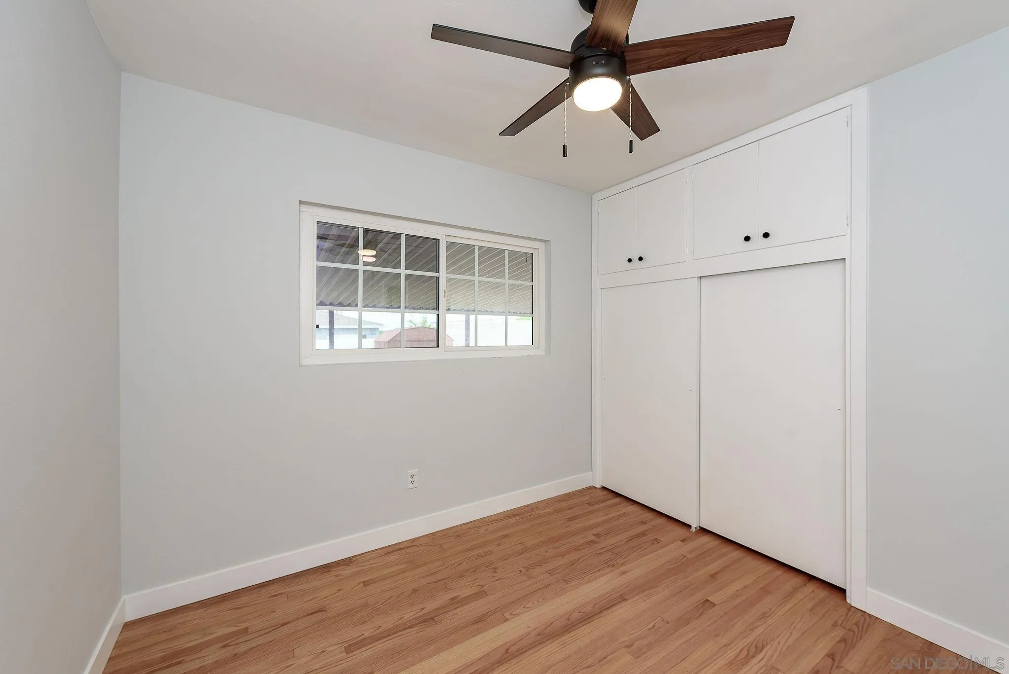 https://cdn.realtyfeed.com/cdn/127/250029786/bcf8057220c0f2e86012f652a8b17c82.webp