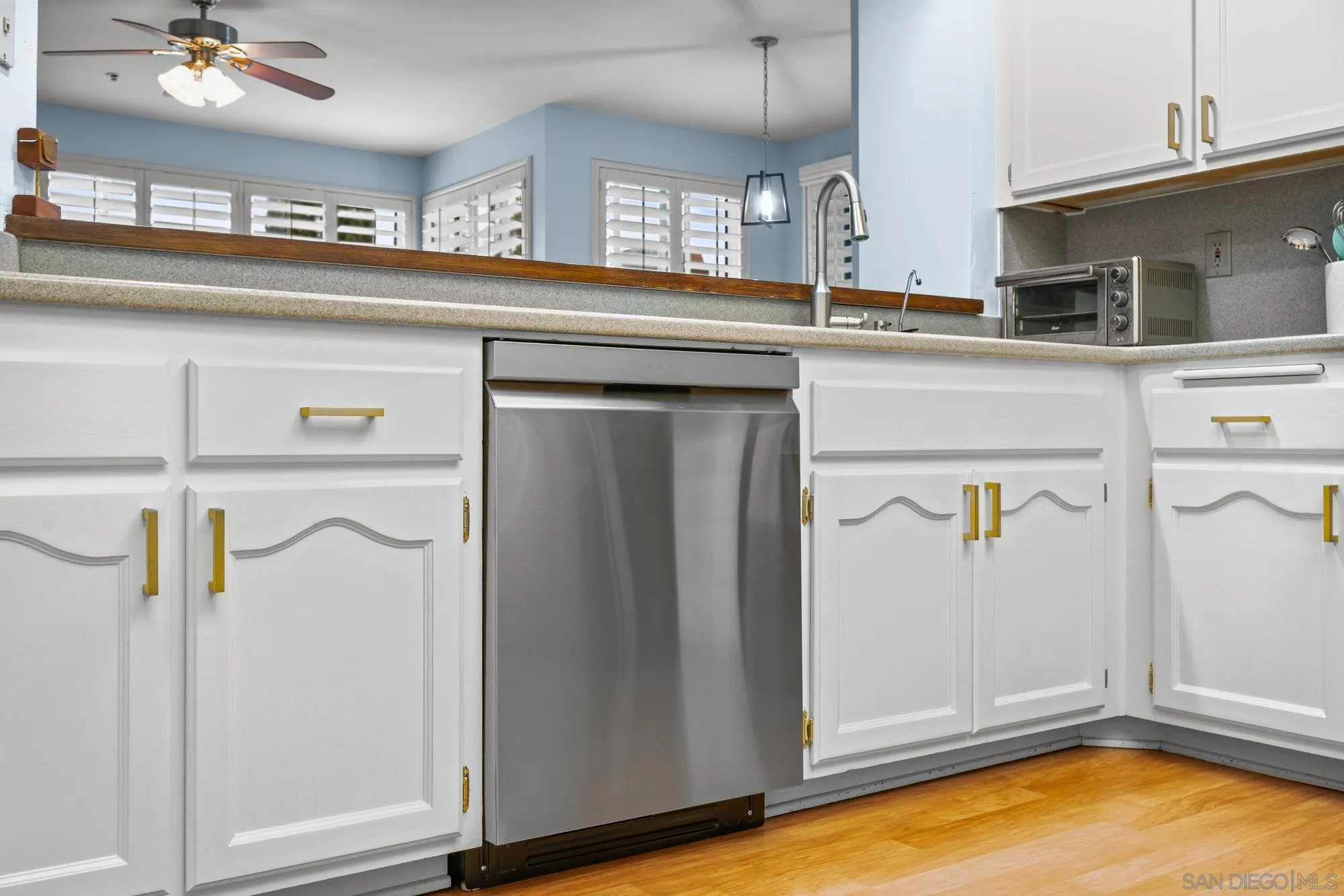 Photo #9: 250029801 Listing: Photo #9