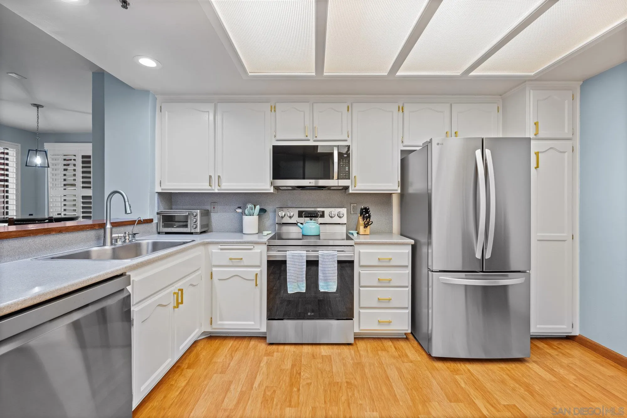 Photo #4: 250029801 Listing 